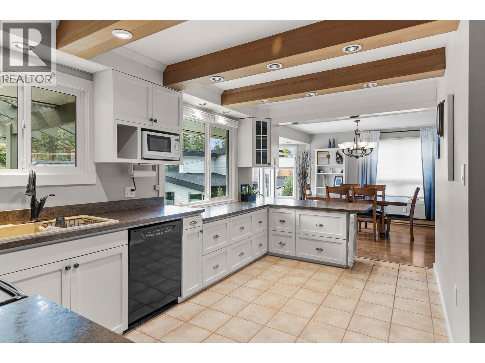 353 Clifton Road S, Kelowna, British Columbia  V1V 1A4 - Photo 12 - 10401841