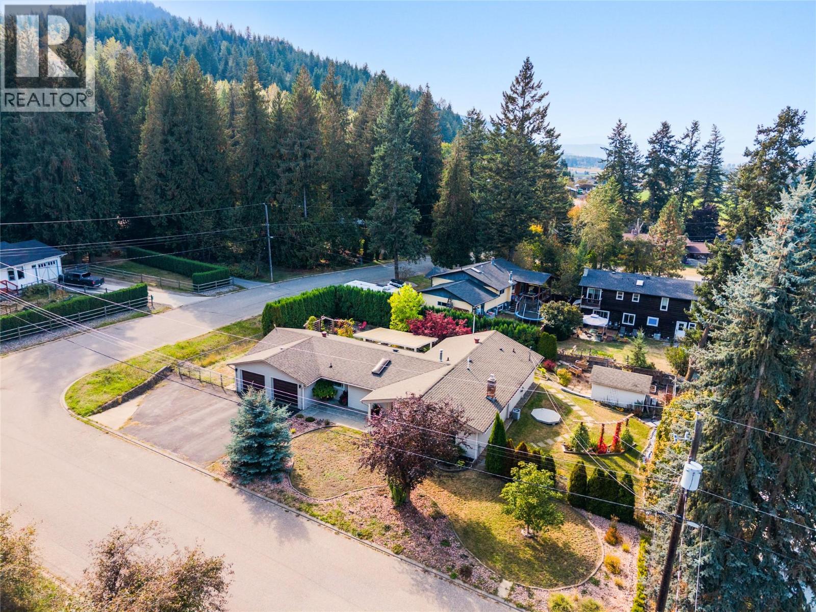 9434 Angus Drive, Coldstream, British Columbia  V1B 3G1 - Photo 1 - 10401420