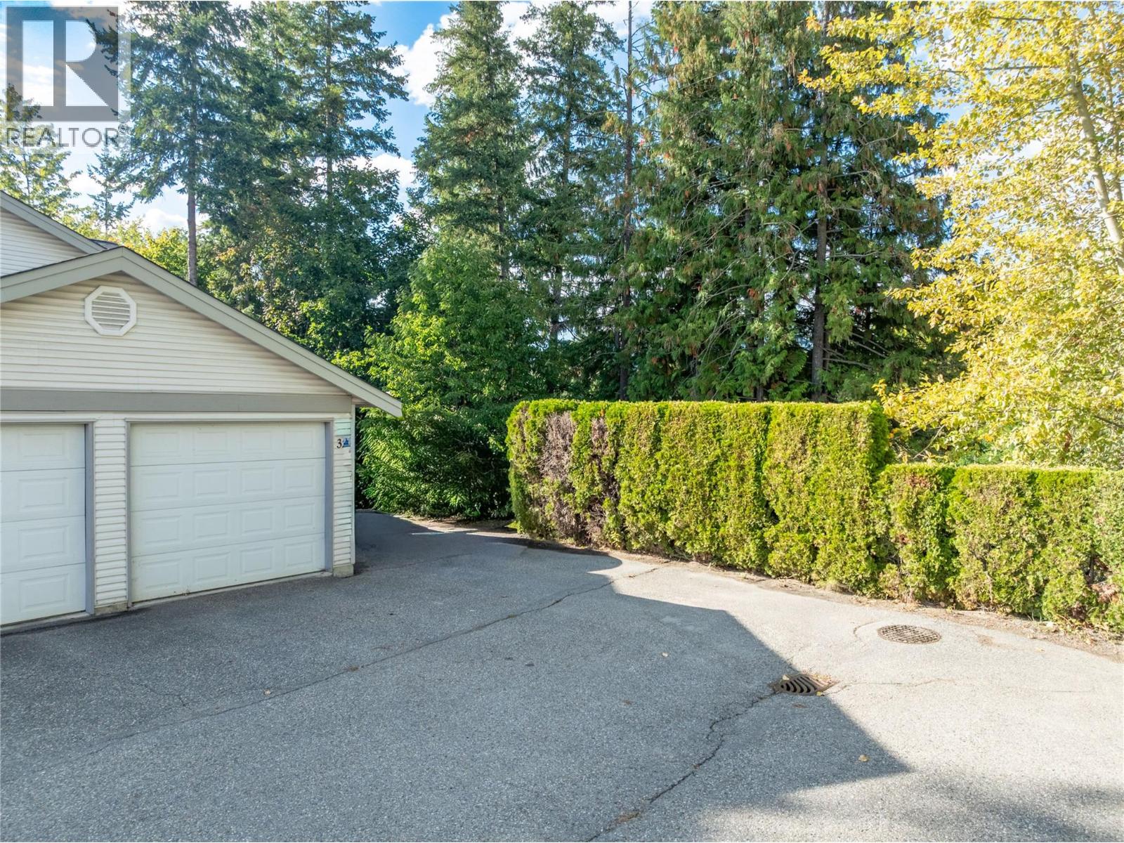 171 17 Street Se Unit# 32, Salmon Arm, British Columbia  V1E 1P8 - Photo 1 - 10401826