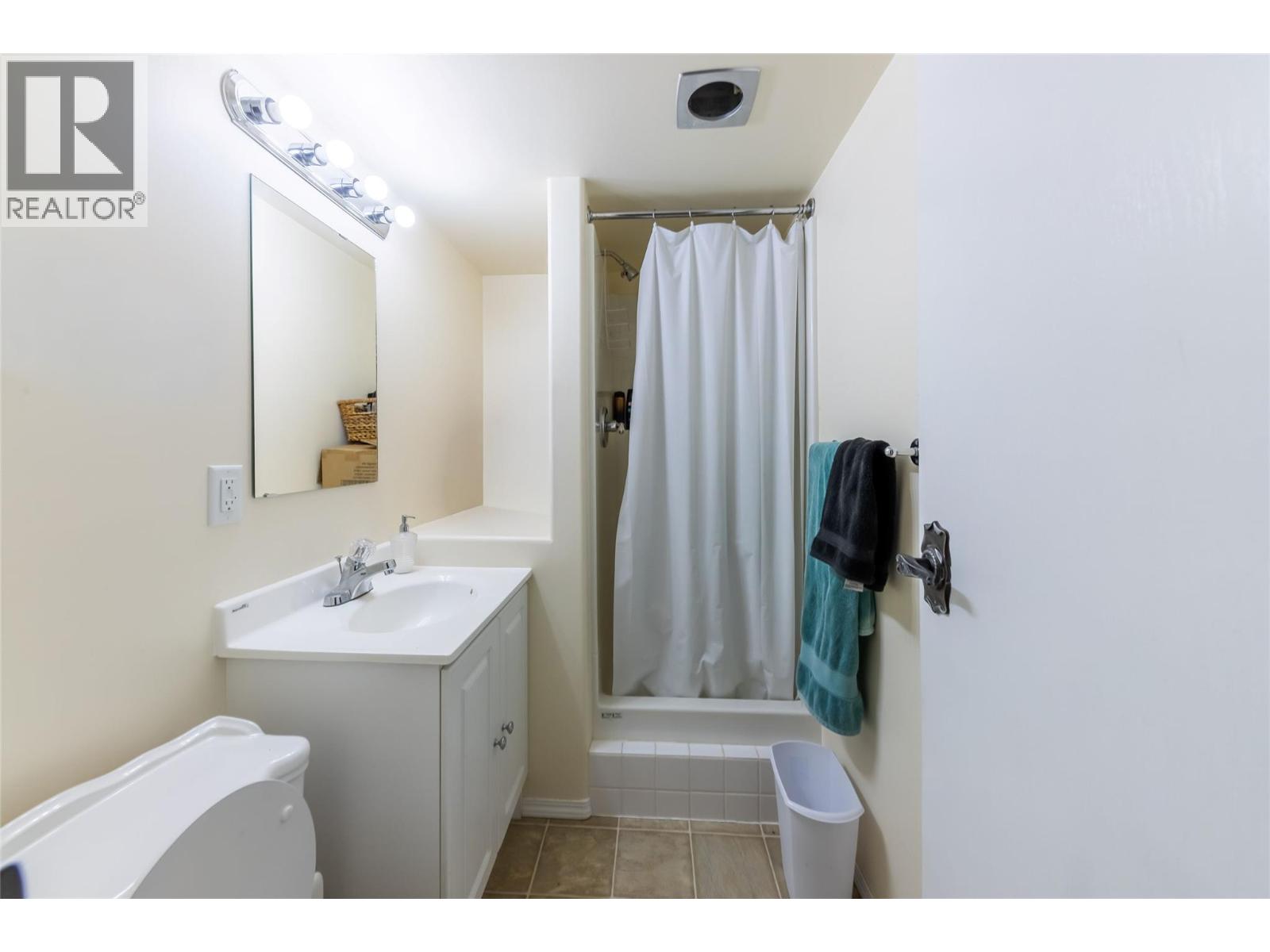 690 Fraser Street, Kamloops, British Columbia  V2C 3H2 - Photo 23 - 10401205