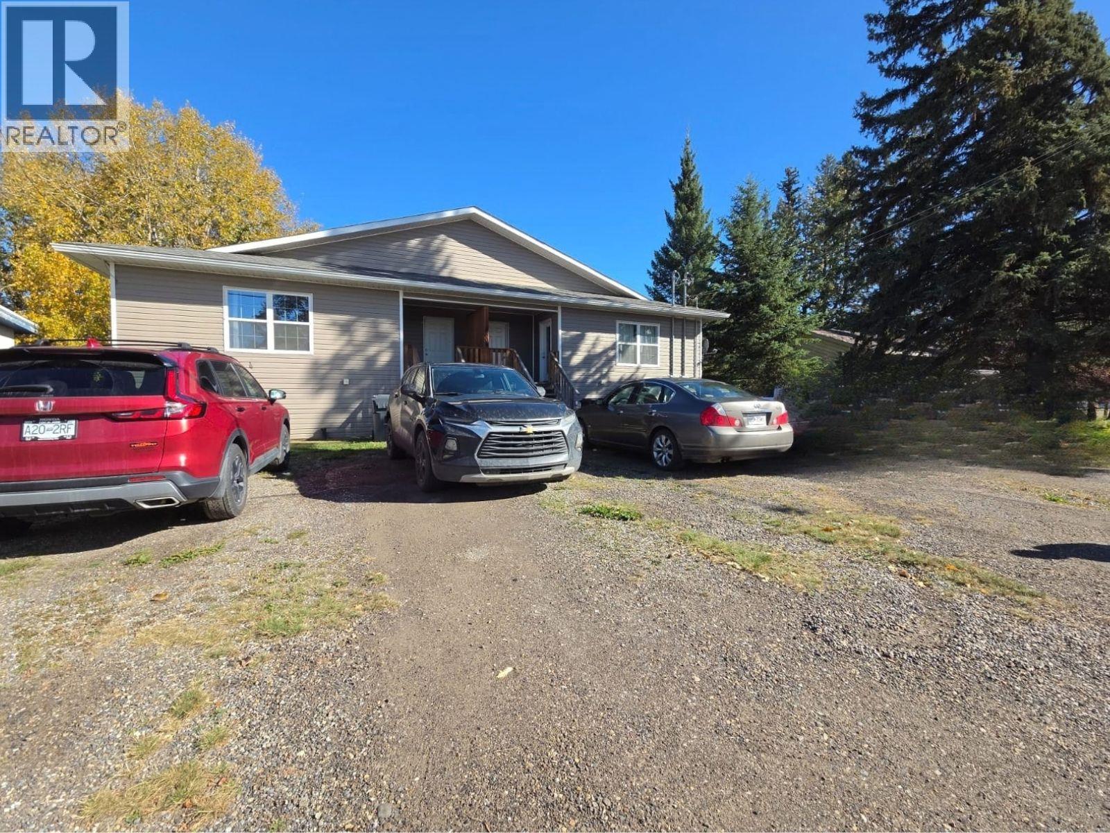 4608 50 Avenue Ne, Chetwynd, British Columbia  V0C 1J0 - Photo 2 - 10401892