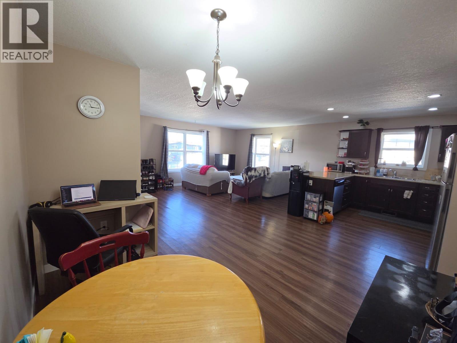 4608 50 Avenue Ne, Chetwynd, British Columbia  V0C 1J0 - Photo 5 - 10401892