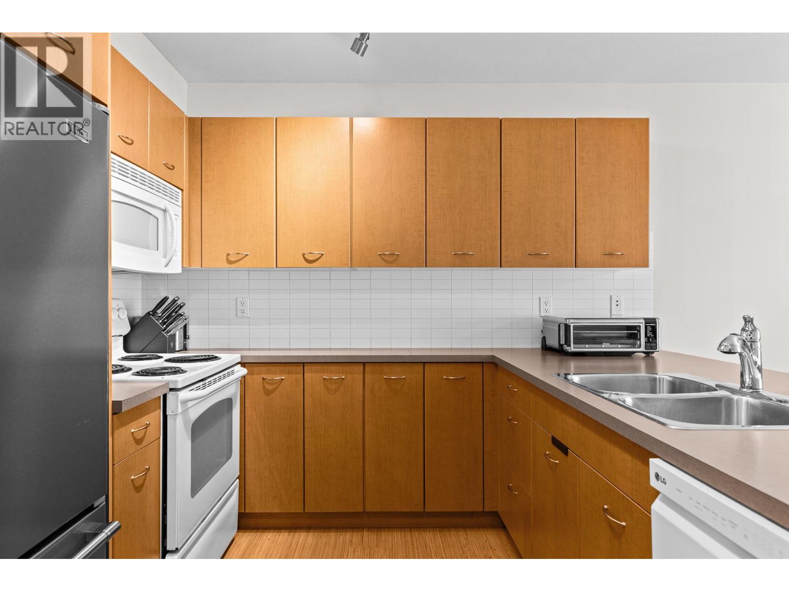 533 Yates Road Unit# 411, Kelowna, British Columbia  V1V 2T8 - Photo 15 - 10401635