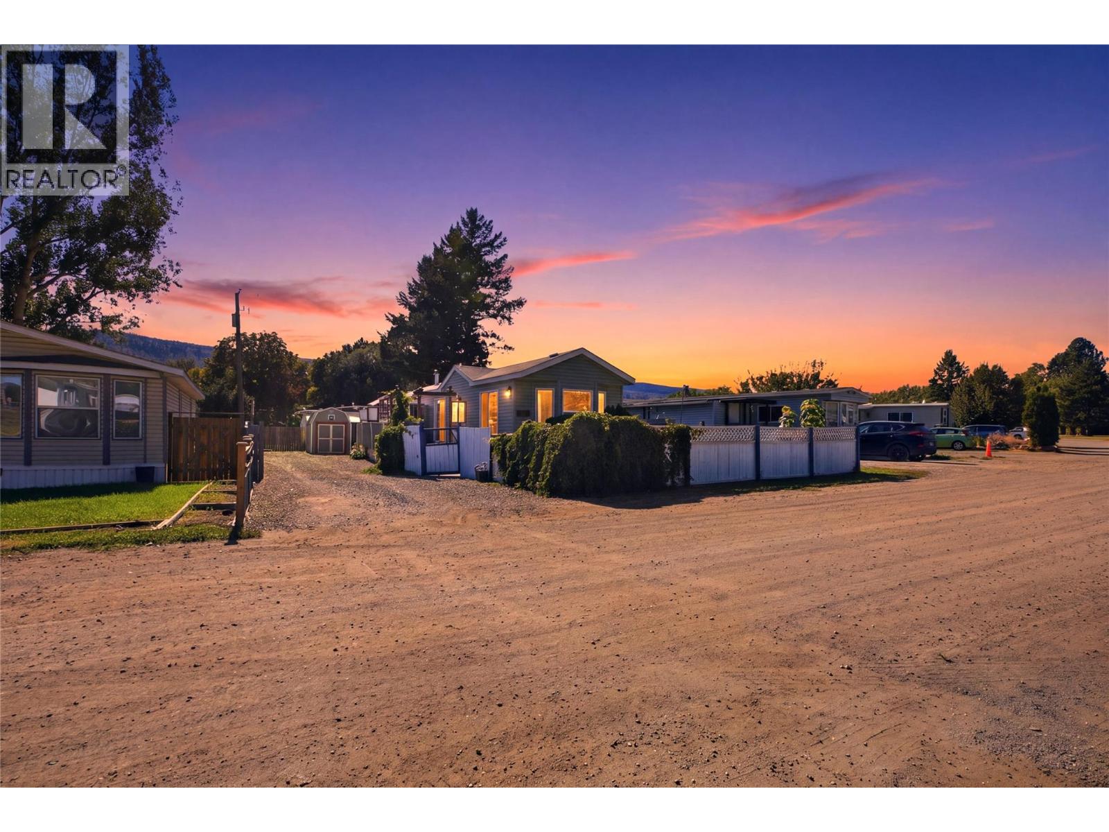 220 G&m Road Unit# B23, Kamloops, British Columbia  V2H 1A4 - Photo 1 - 10401805