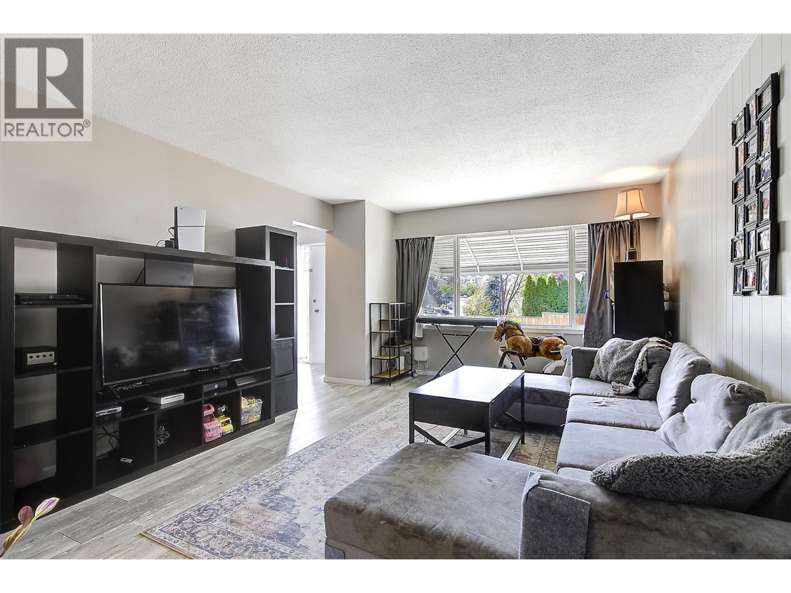1360 Elm Street, Kelowna, British Columbia  V1Y 3W6 - Photo 38 - 10401590