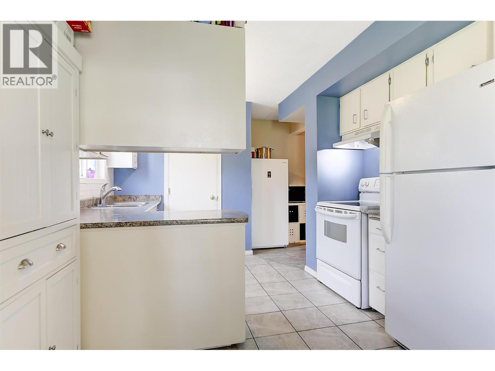 1360 Elm Street, Kelowna, British Columbia  V1Y 3W6 - Photo 43 - 10401590
