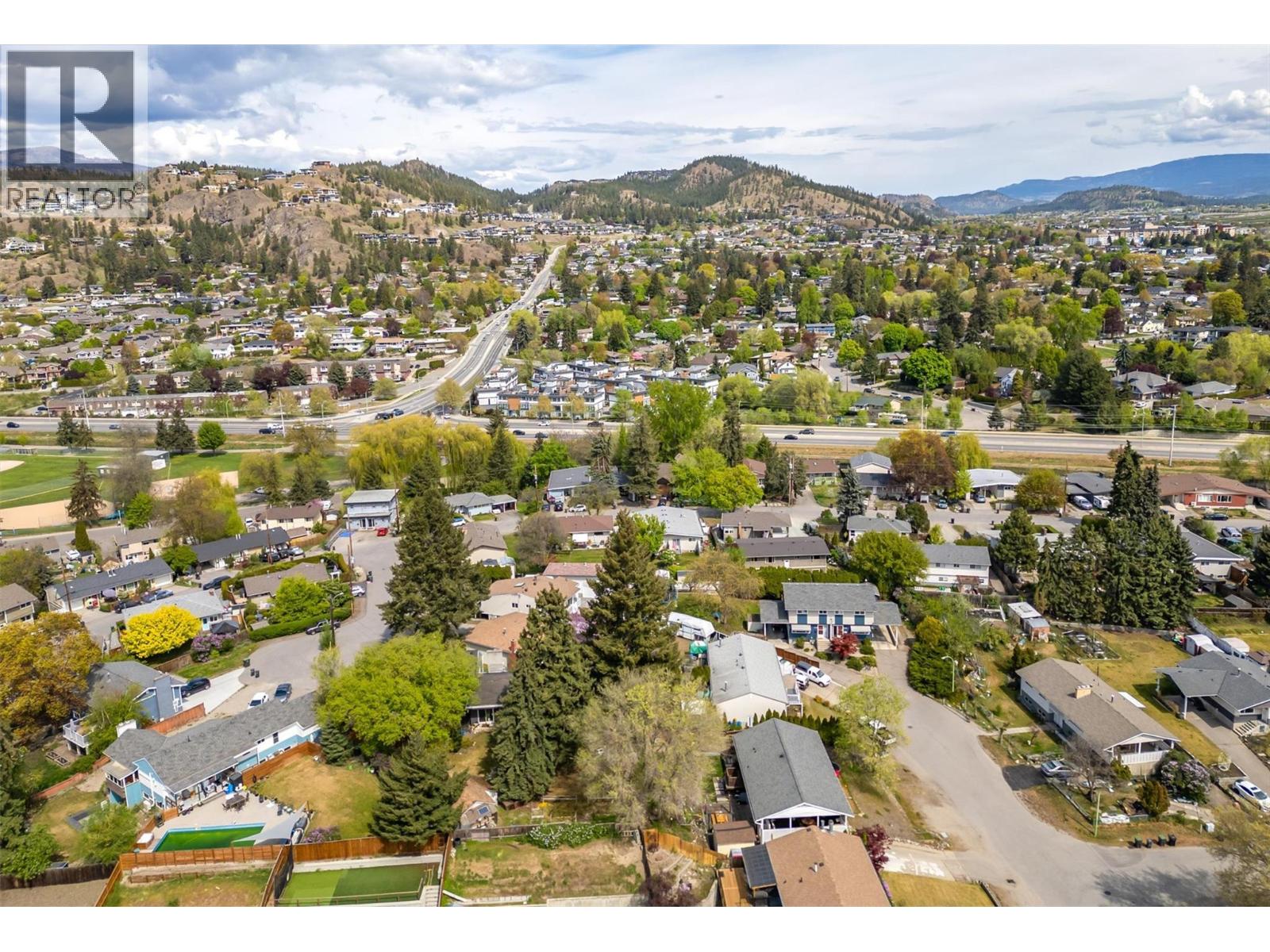 1360 Elm Street, Kelowna, British Columbia  V1Y 3W6 - Photo 60 - 10401590
