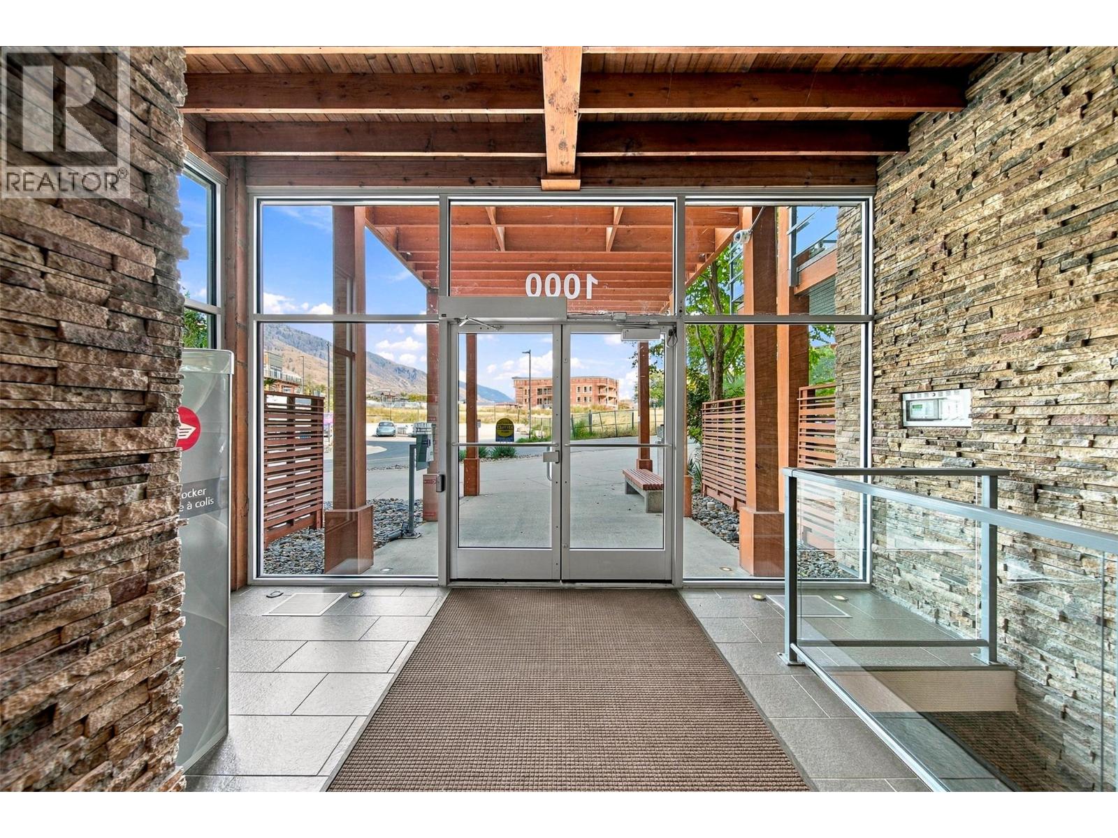 1000 Talasa Way Unit# 1203, Kamloops, British Columbia  V2H 0C2 - Photo 2 - 10401700