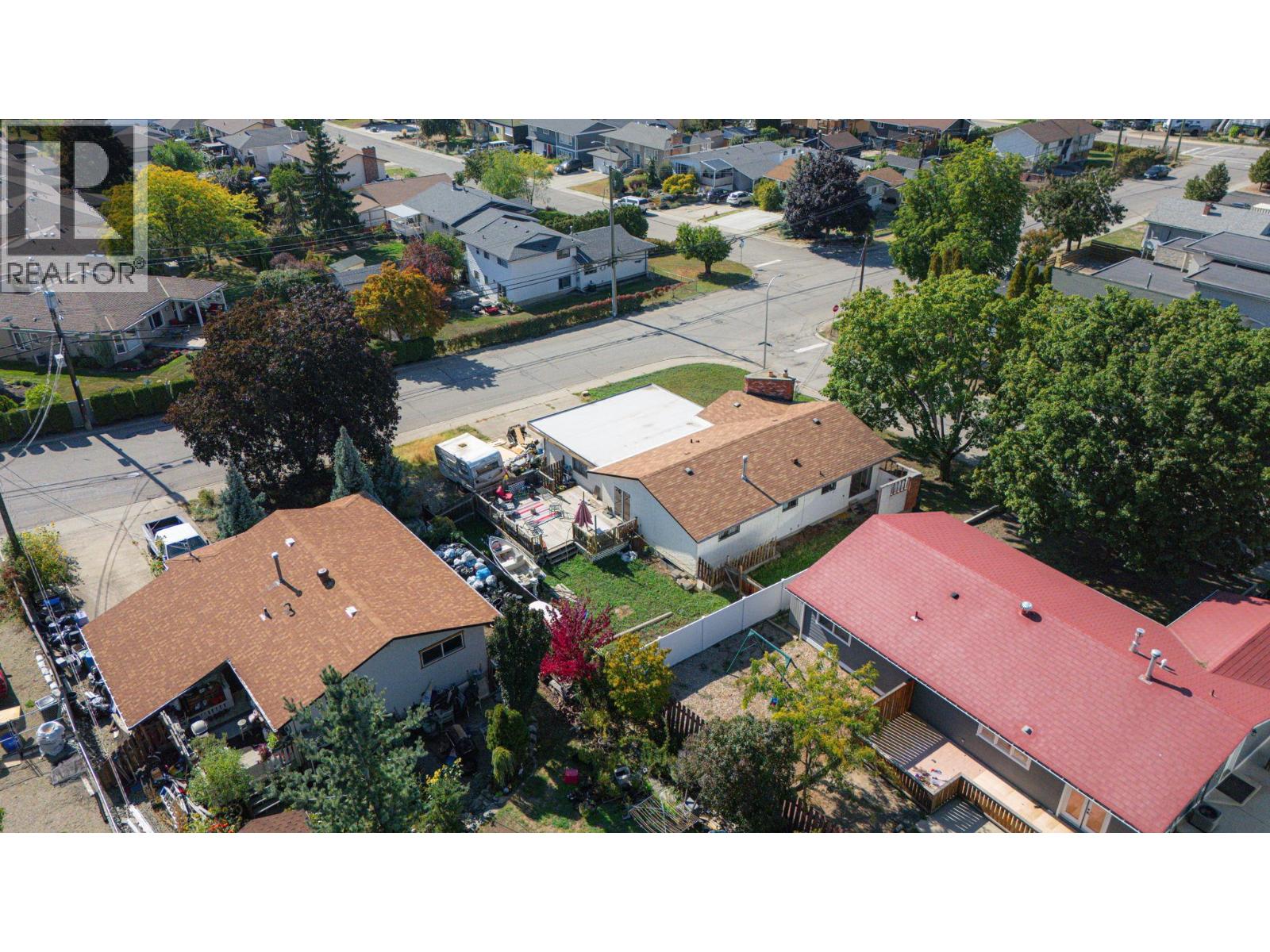 1311 25th Avenue, Vernon, British Columbia  V1T 7L5 - Photo 5 - 10401688
