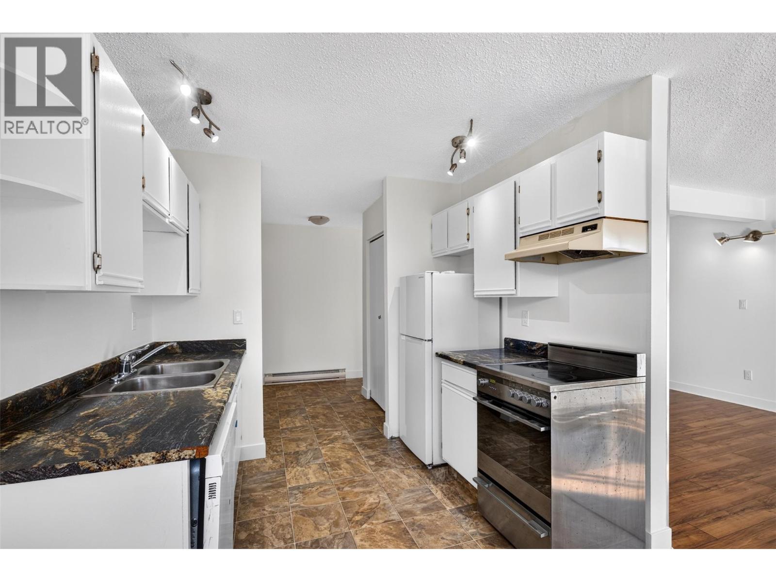 445 Holbrook Road W Unit# 14, Kelowna, British Columbia  V1X 1S4 - Photo 10 - 10401051