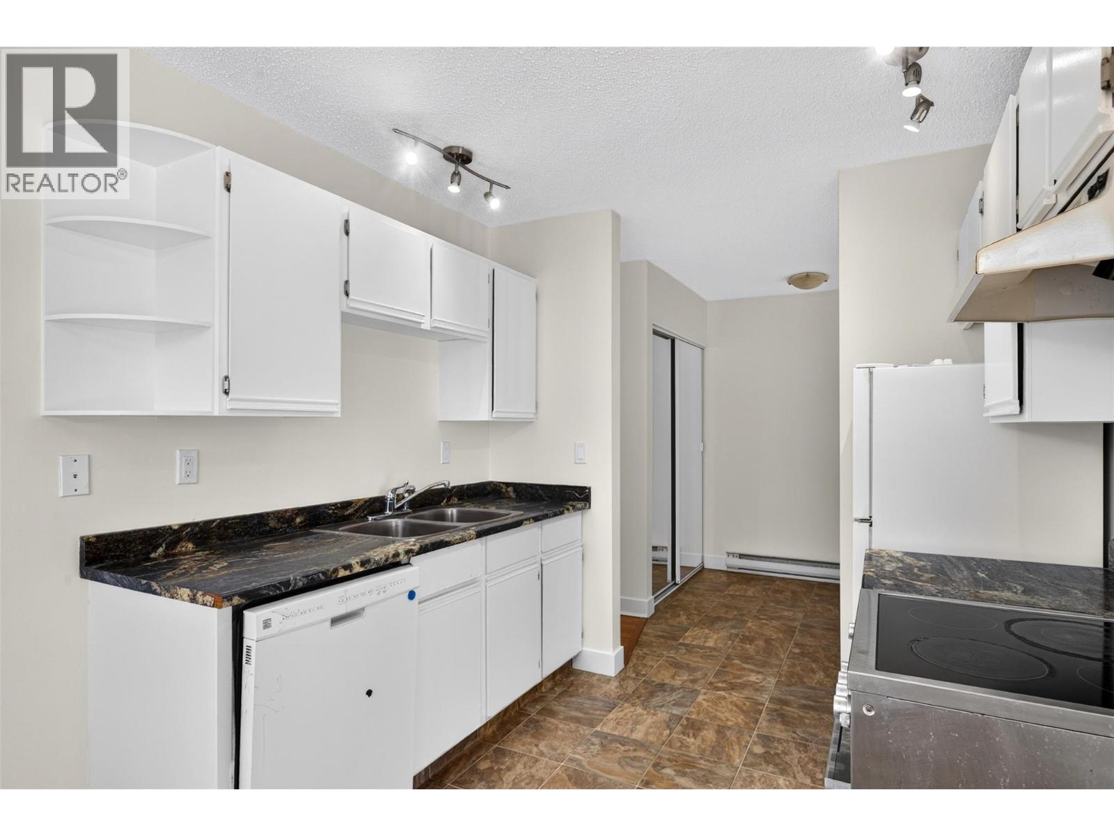 445 Holbrook Road W Unit# 14, Kelowna, British Columbia  V1X 1S4 - Photo 13 - 10401051