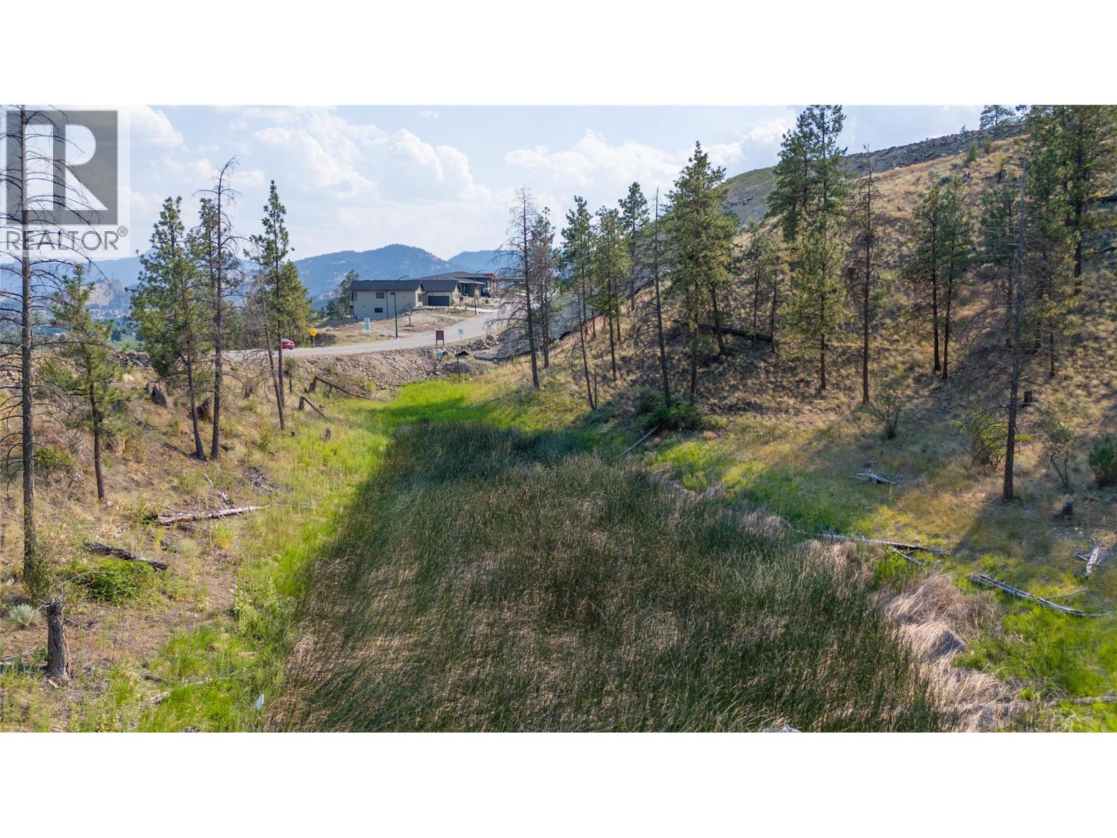 17547 Sanborn Street, Summerland, British Columbia  V0H 1Z3 - Photo 8 - 10401913