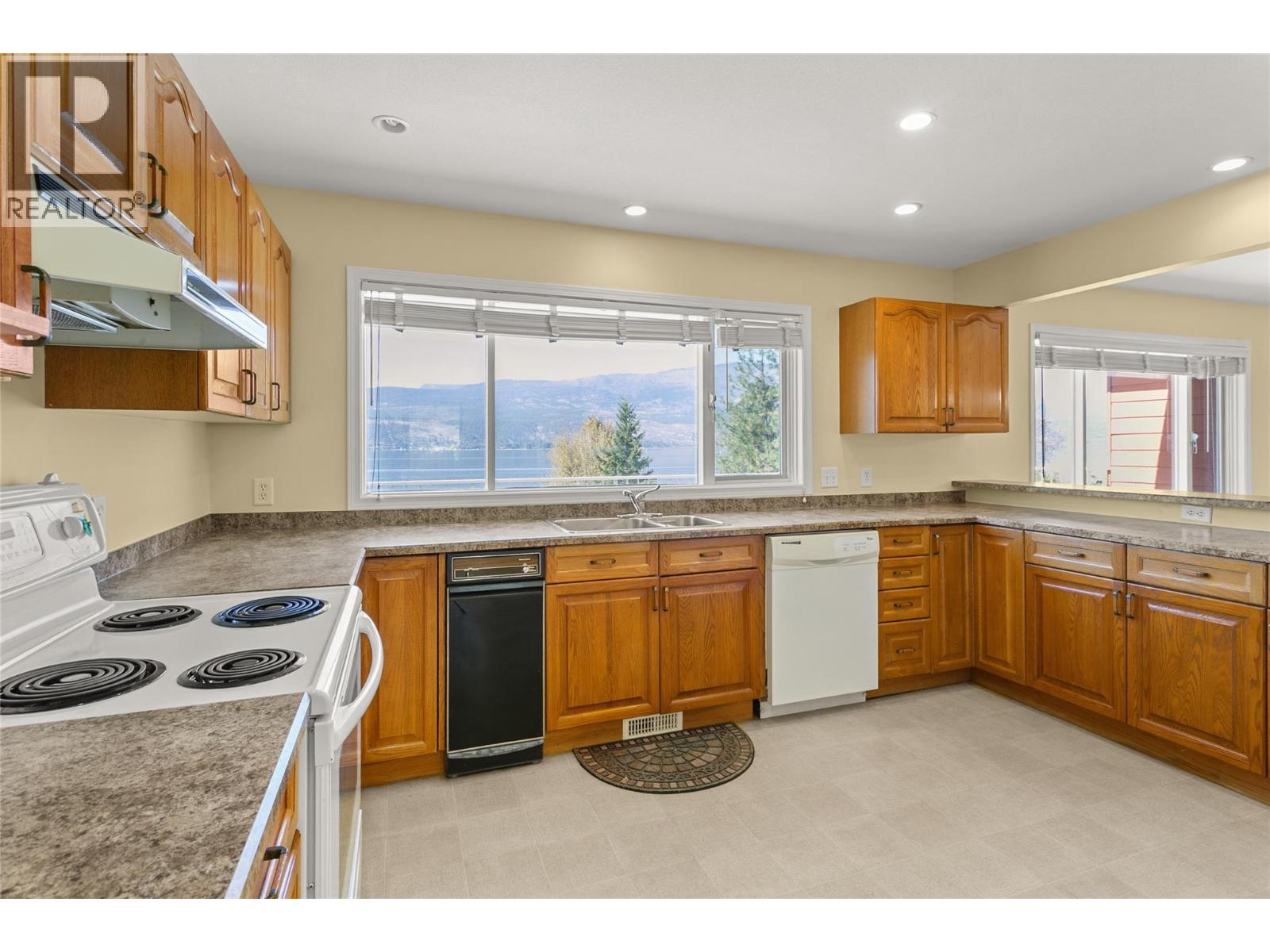 16575 Toby Road, Lake Country, British Columbia  V4V 1C3 - Photo 10 - 10401674