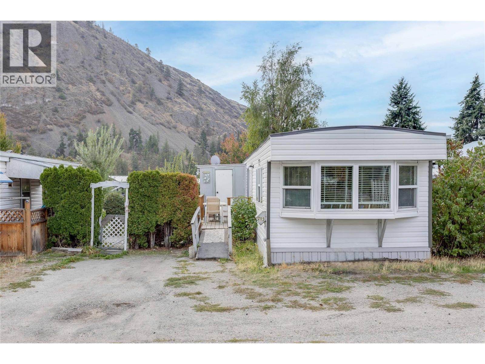 1699 Ross Road Unit# 213, West Kelowna, British Columbia  V1Z 1L8 - Photo 1 - 10401416