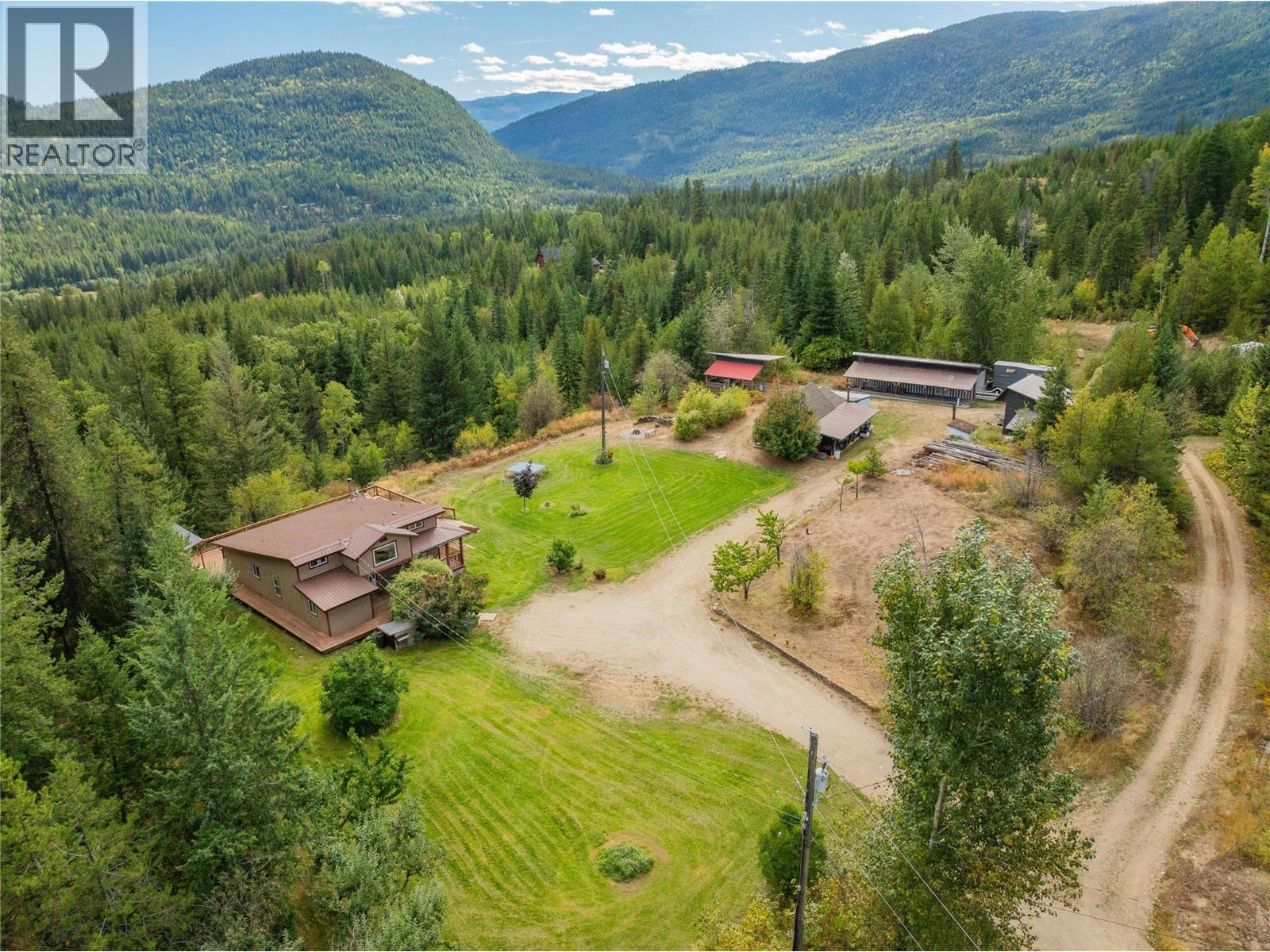 2396 Nault Road, Pass Creek, British Columbia  V1N 4T5 - Photo 1 - 10401860