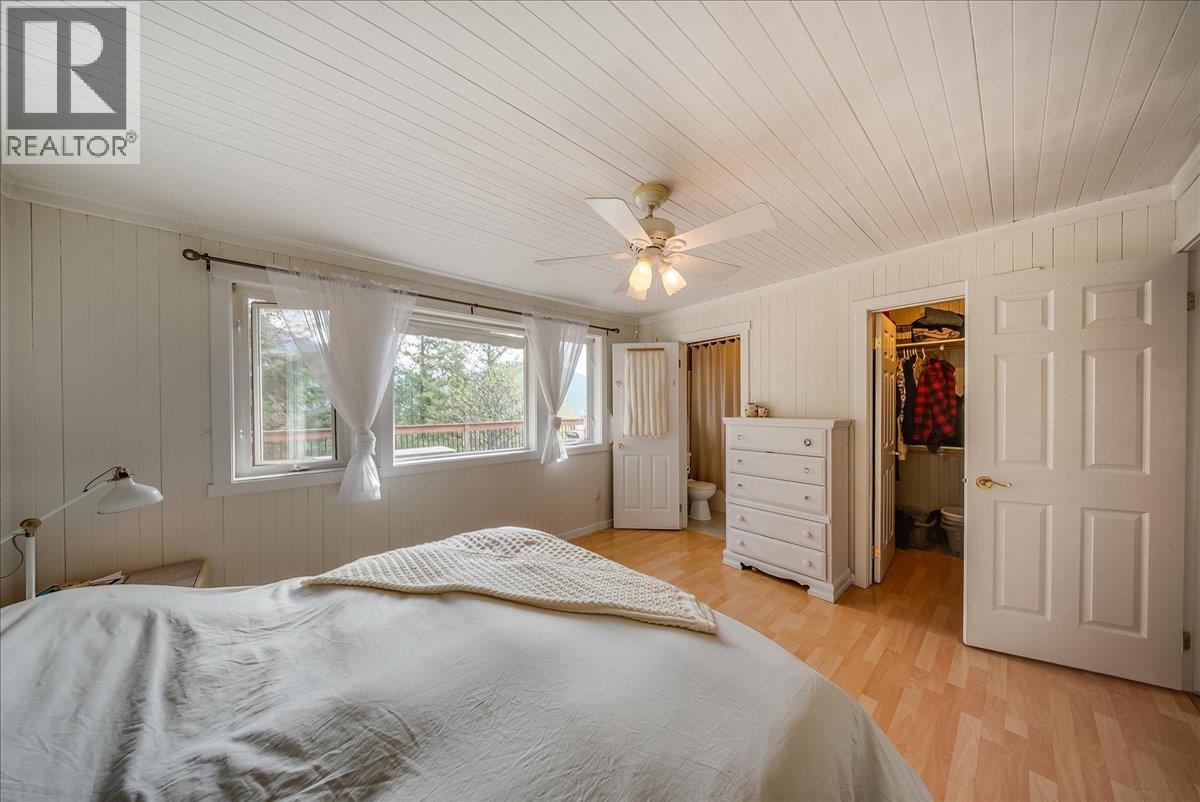 2396 Nault Road, Pass Creek, British Columbia  V1N 4T5 - Photo 19 - 10401860