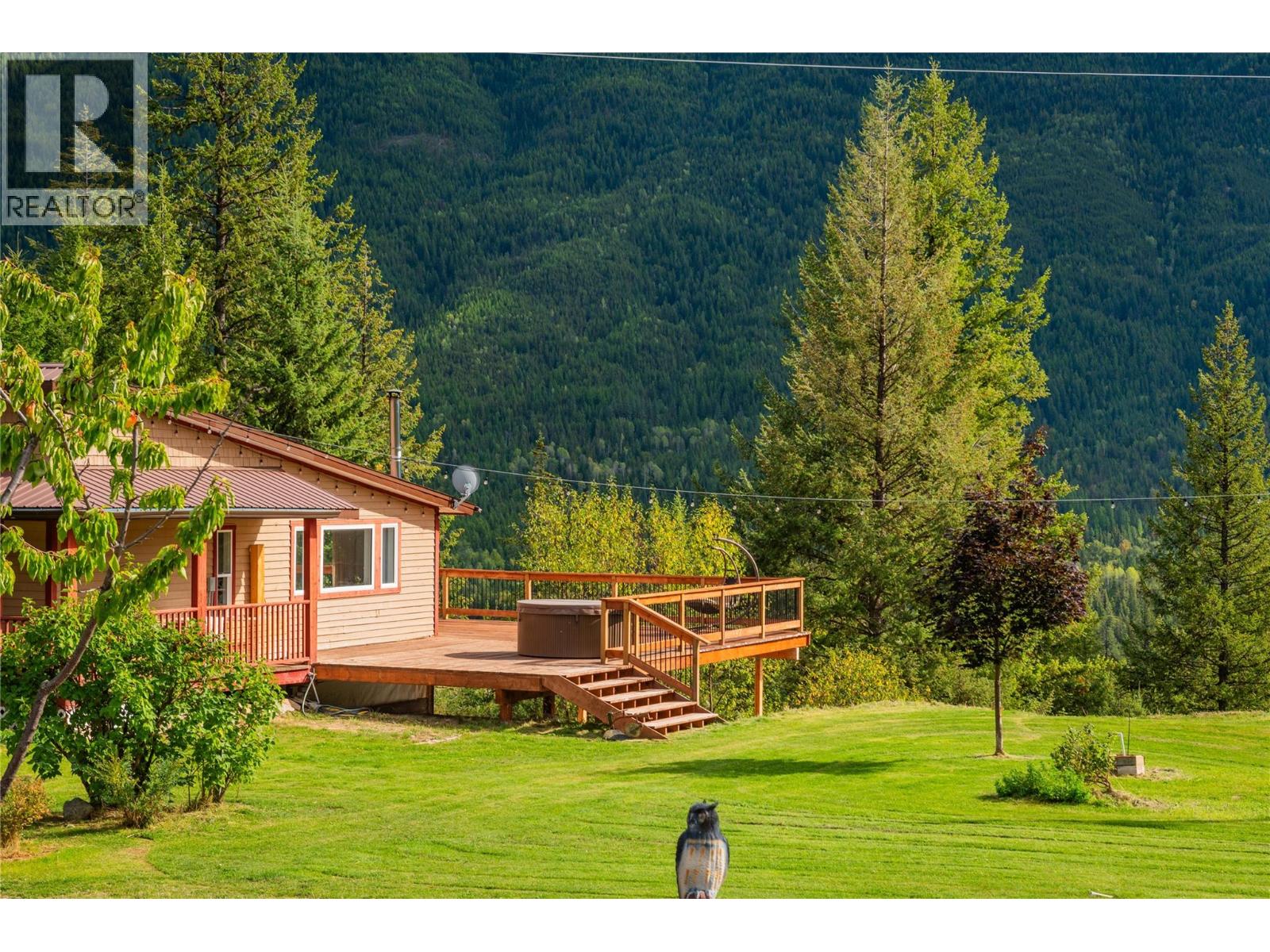 2396 Nault Road, Pass Creek, British Columbia  V1N 4T5 - Photo 5 - 10401860