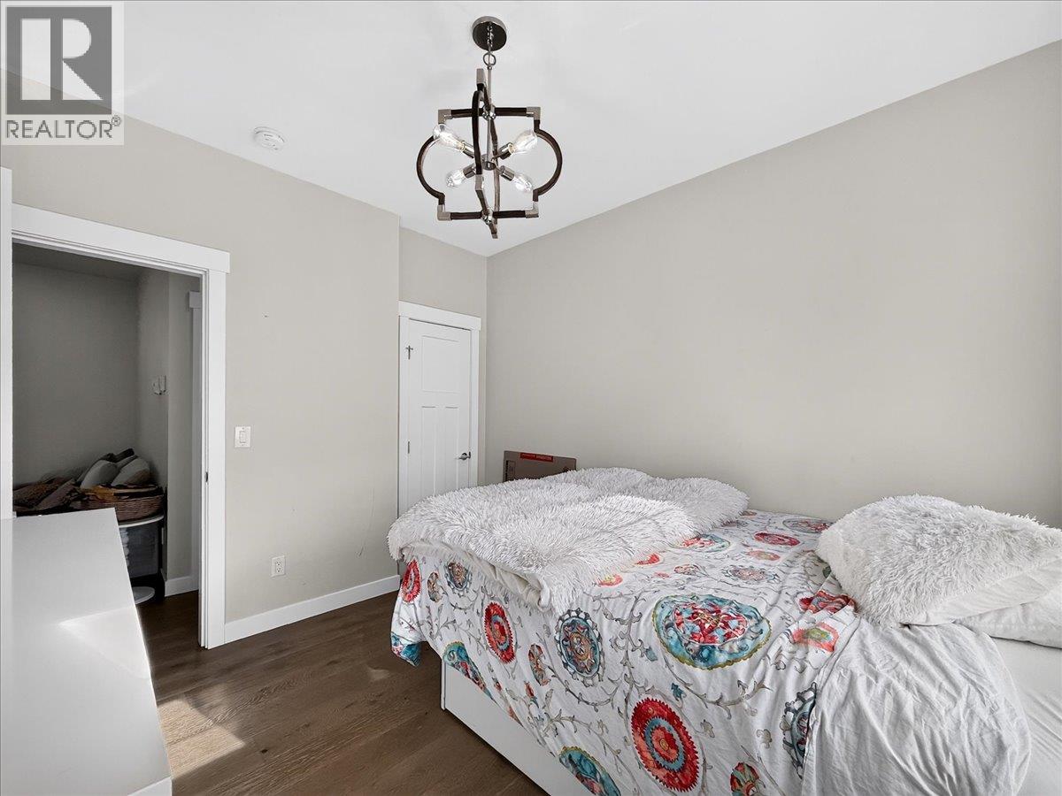 765 Kpokl Road, Invermere, British Columbia  V0A 1K4 - Photo 11 - 10401849