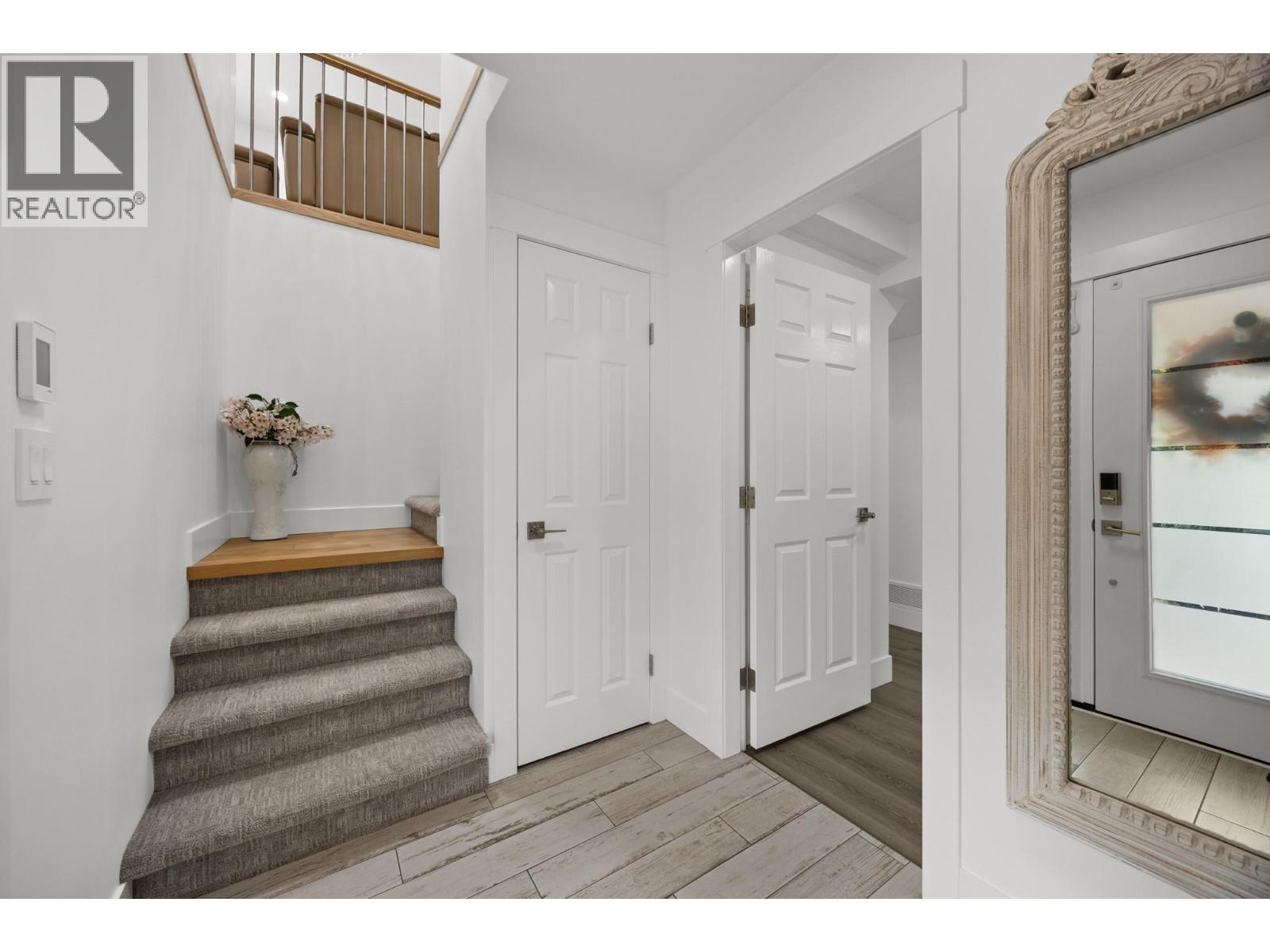 5200 19 Street, Vernon, British Columbia  V1t 7Y3 - Photo 4 - 10401922