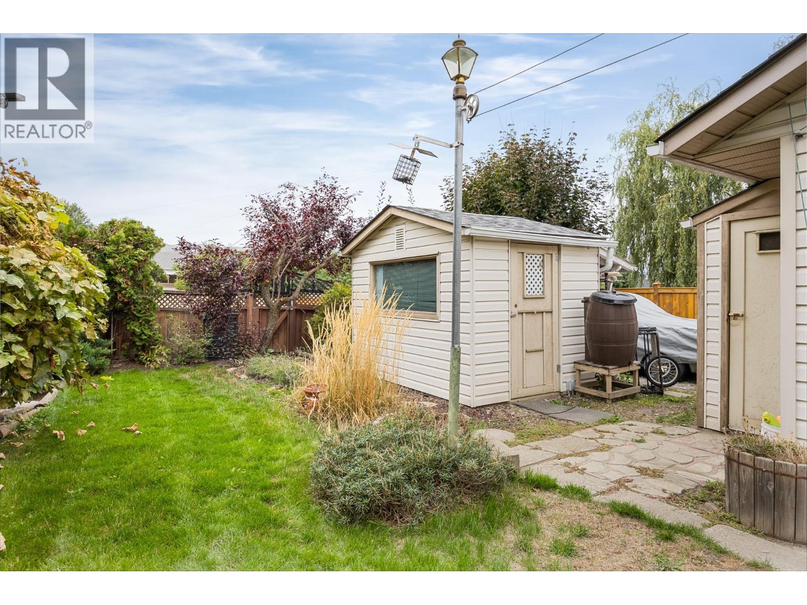 5200 19 Street, Vernon, British Columbia  V1t 7Y3 - Photo 45 - 10401922