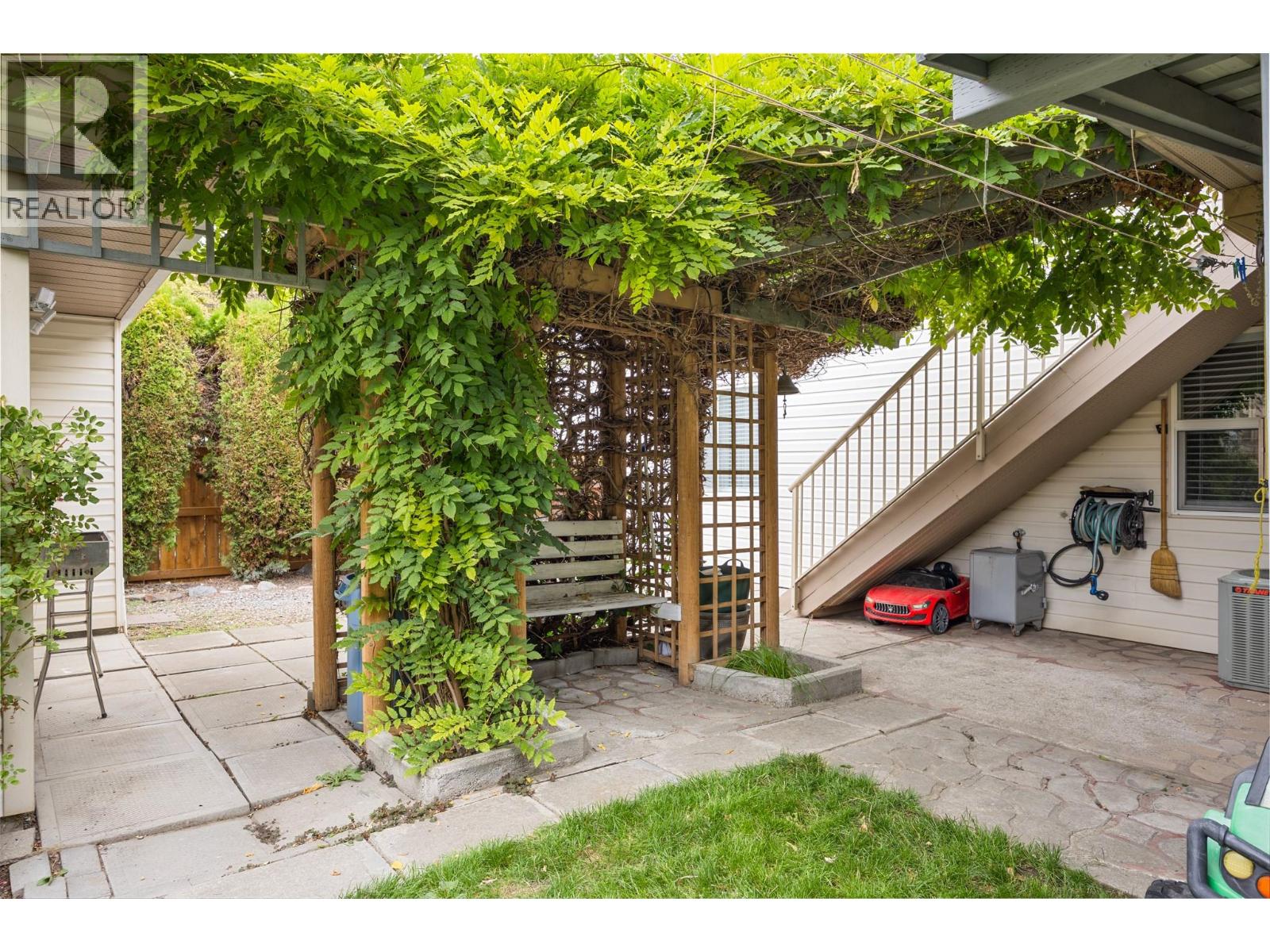 5200 19 Street, Vernon, British Columbia  V1t 7Y3 - Photo 48 - 10401922