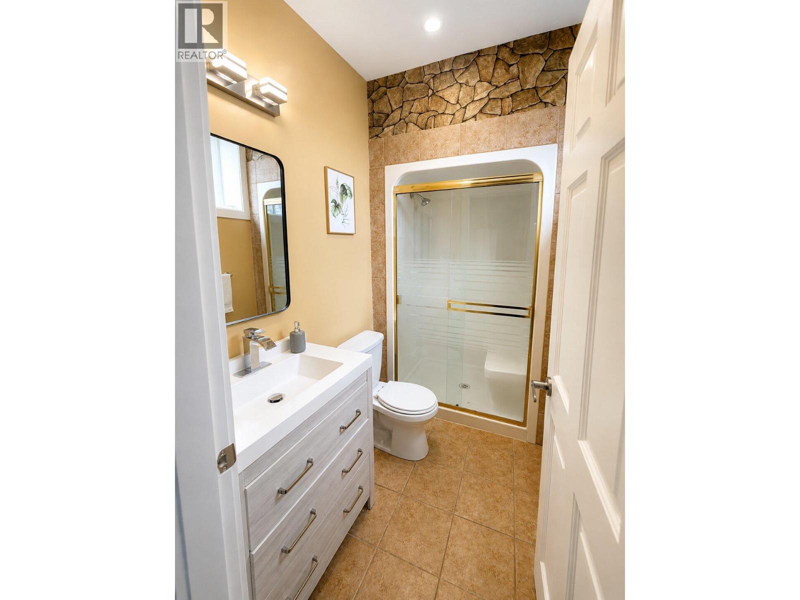 7250 Highway 97 S, Peachland, British Columbia  V0H 1X9 - Photo 31 - 10401875