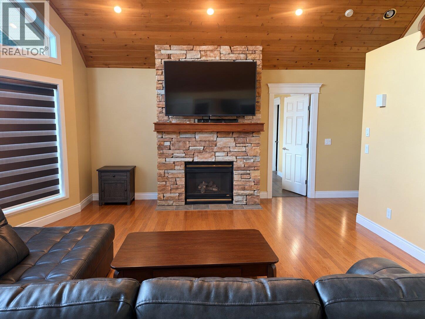 7250 Highway 97 S, Peachland, British Columbia  V0H 1X9 - Photo 6 - 10401875