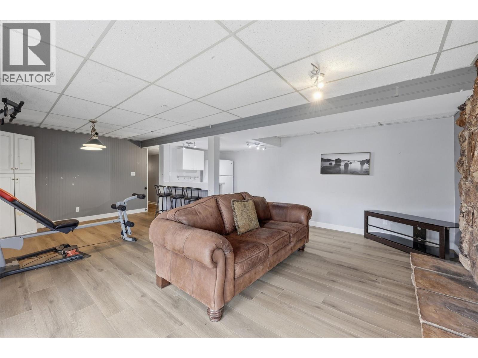 4389 Karindale Road, Kamloops, British Columbia  V2B 8N1 - Photo 28 - 10401939