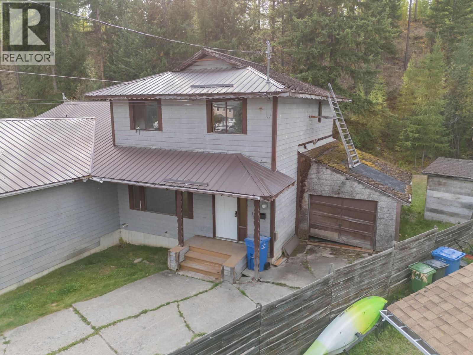 283 Kimbrook Crescent, Kimberley, British Columbia  V1A 3B1 - Photo 2 - 10401879