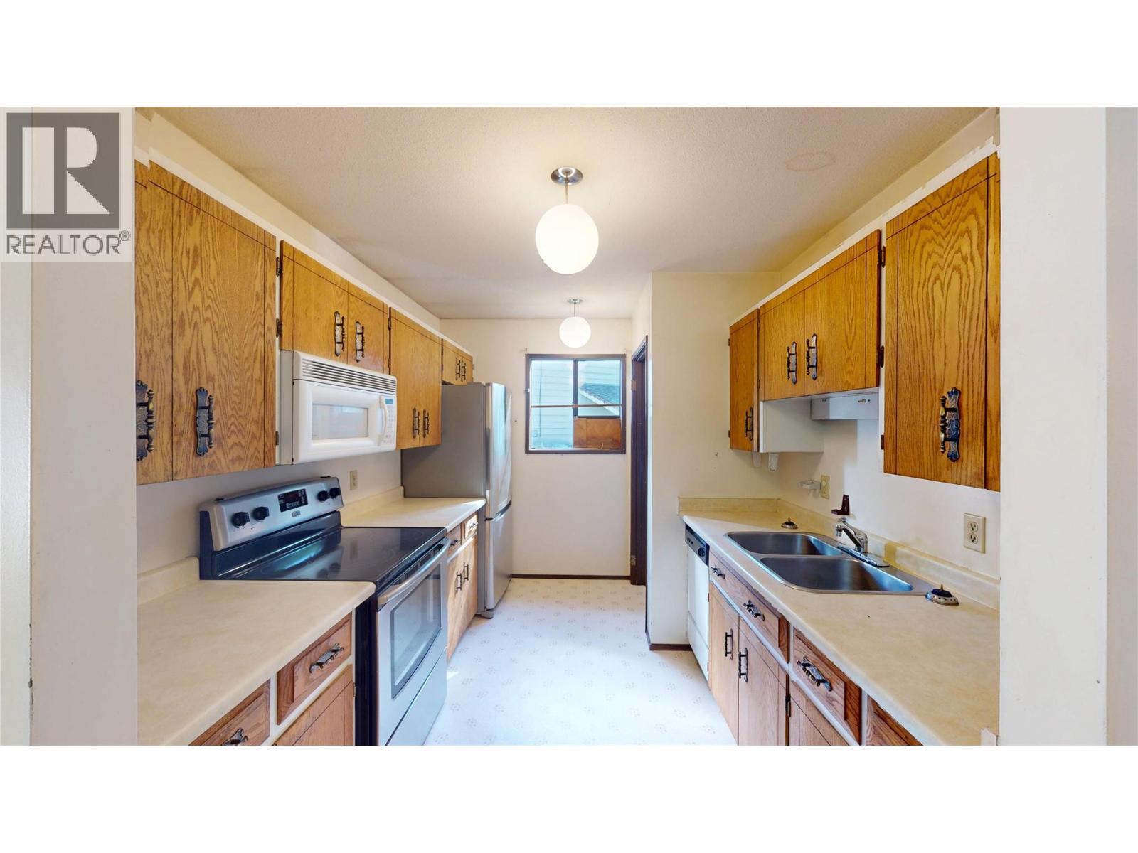 281 Kimbrook Crescent, Kimberley, British Columbia  V1A 3B1 - Photo 11 - 10401842