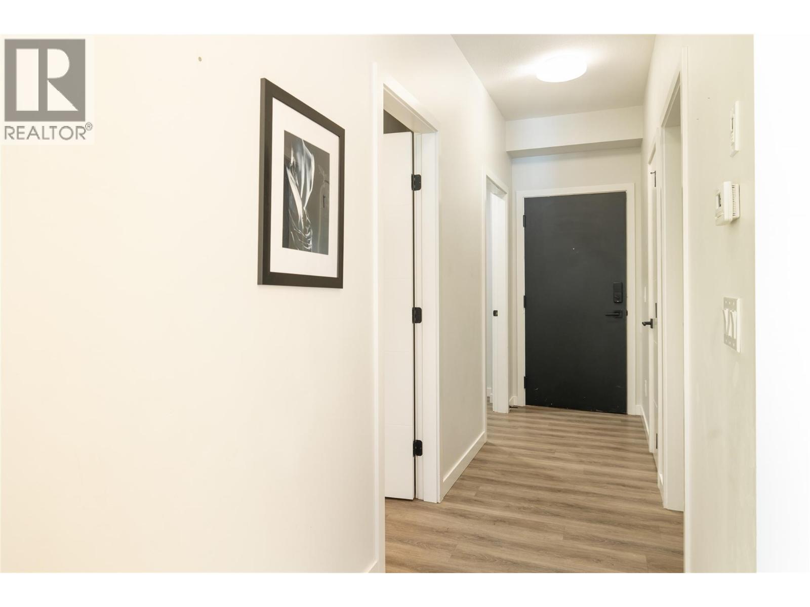 1215 St. Paul Street Unit# 403, Kelowna, British Columbia  V1Y 2C7 - Photo 3 - 10401503