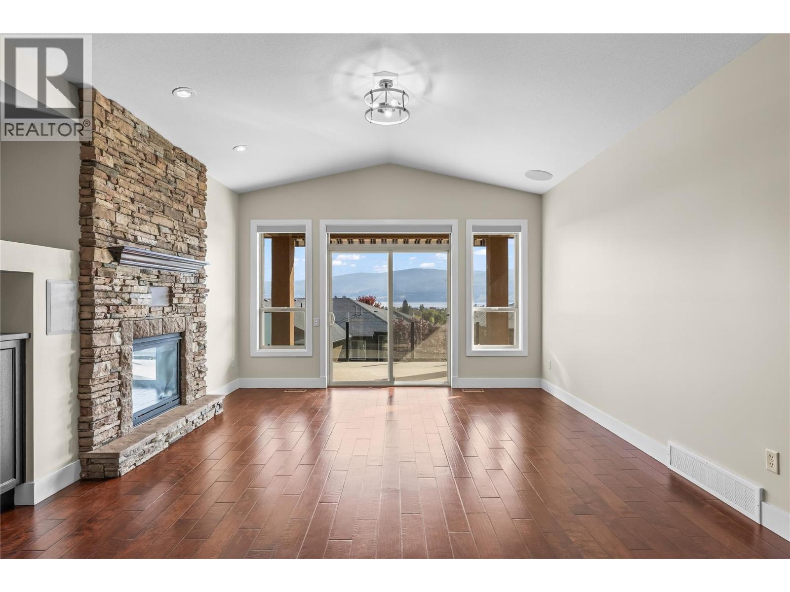 3804 Siringo Lane, Westbank, British Columbia  V4T 3G4 - Photo 8 - 10401857