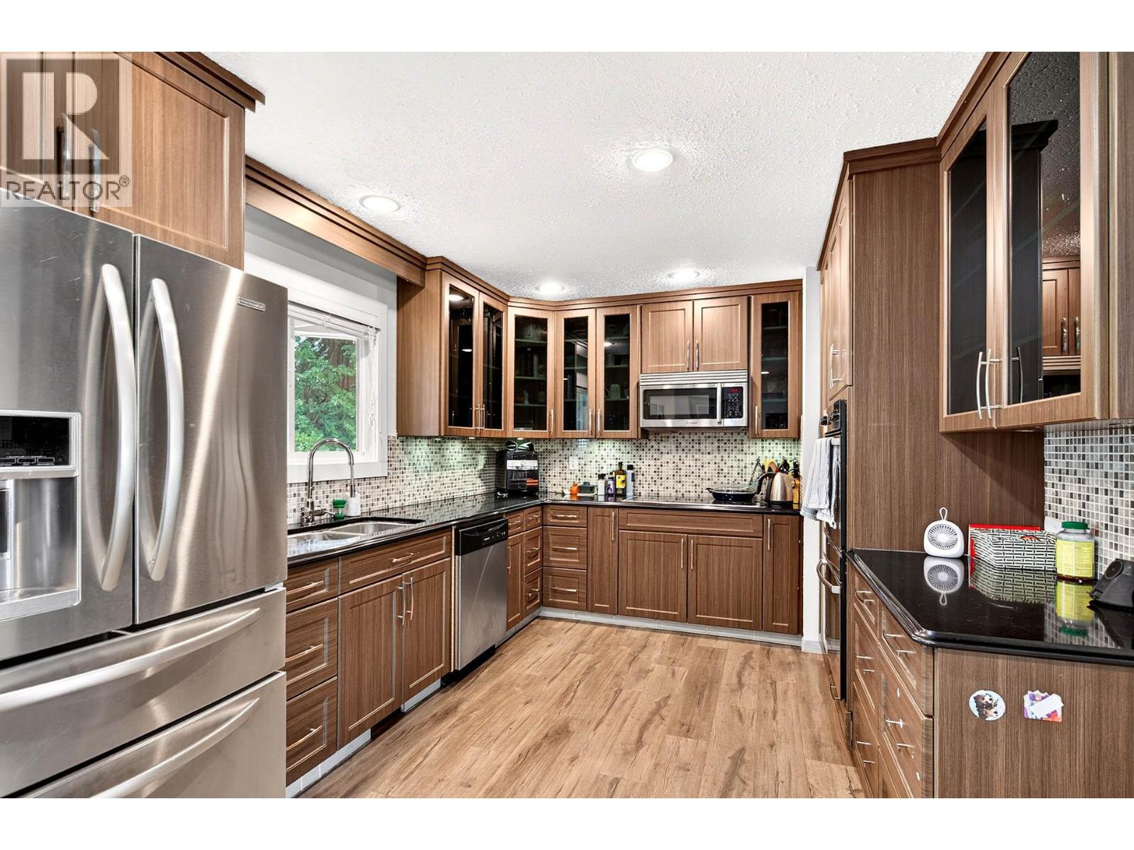 4634 Stevens Drive, Kamloops, British Columbia  V2H 1L5 - Photo 11 - 10401769