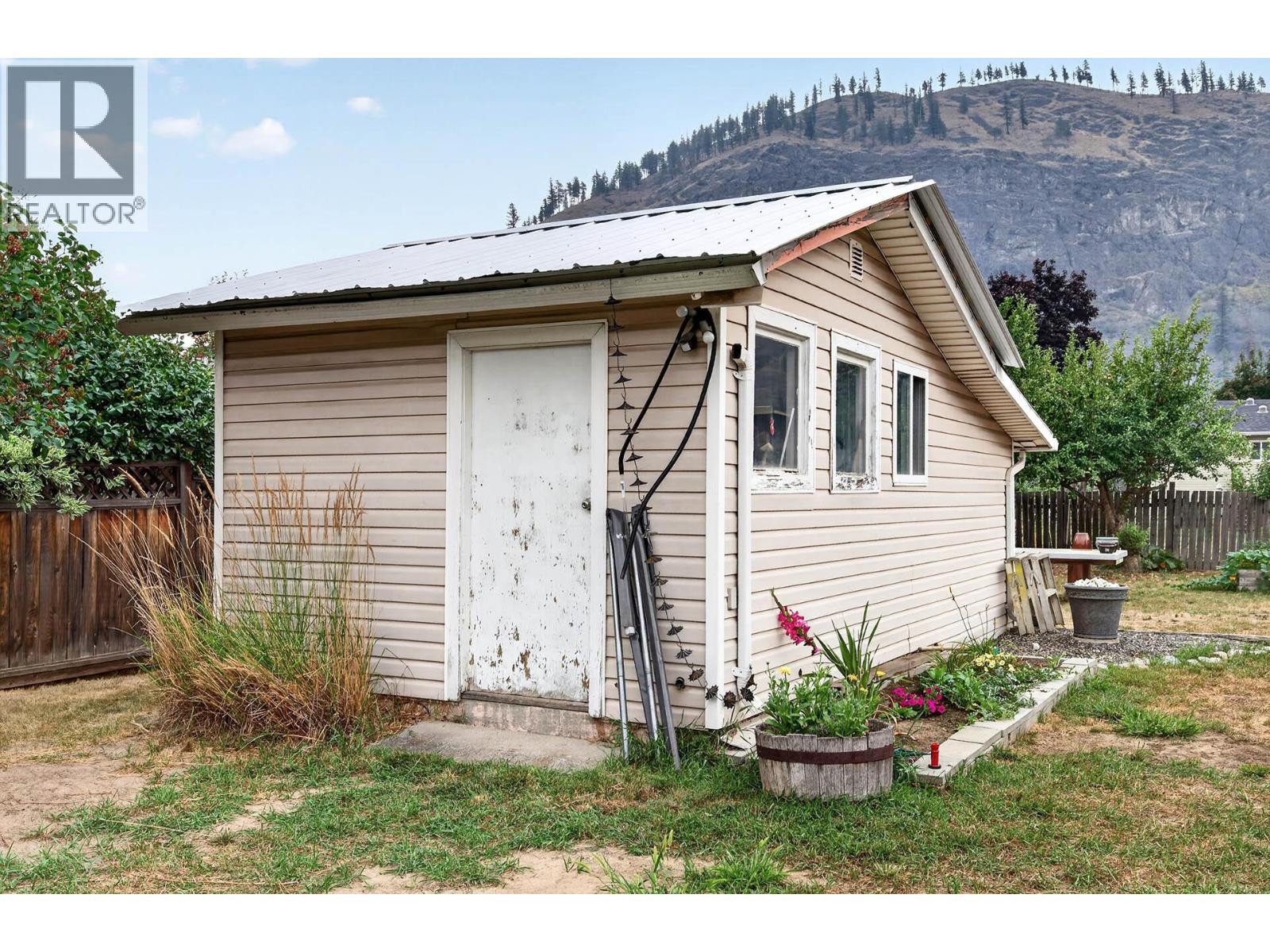 4634 Stevens Drive, Kamloops, British Columbia  V2H 1L5 - Photo 51 - 10401769