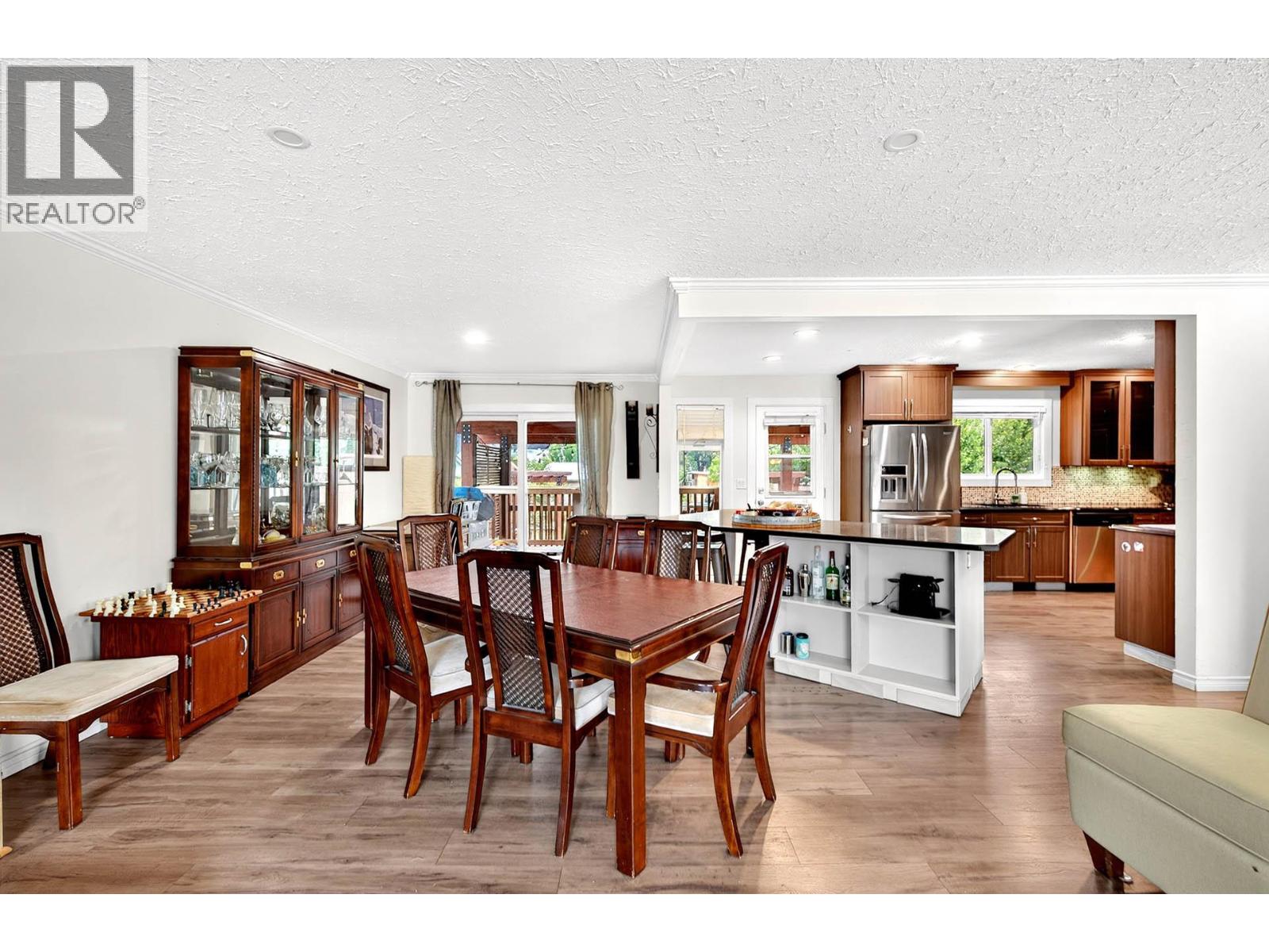4634 Stevens Drive, Kamloops, British Columbia  V2H 1L5 - Photo 9 - 10401769