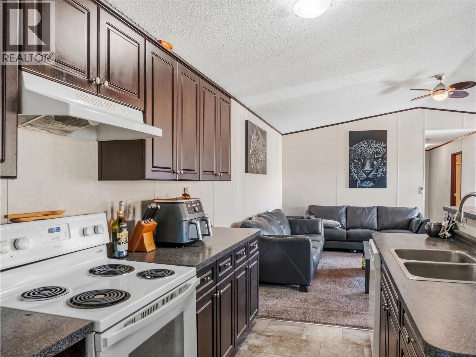 10111 253 Road, Dawson Creek, British Columbia  V0C 2E0 - Photo 13 - 10401956