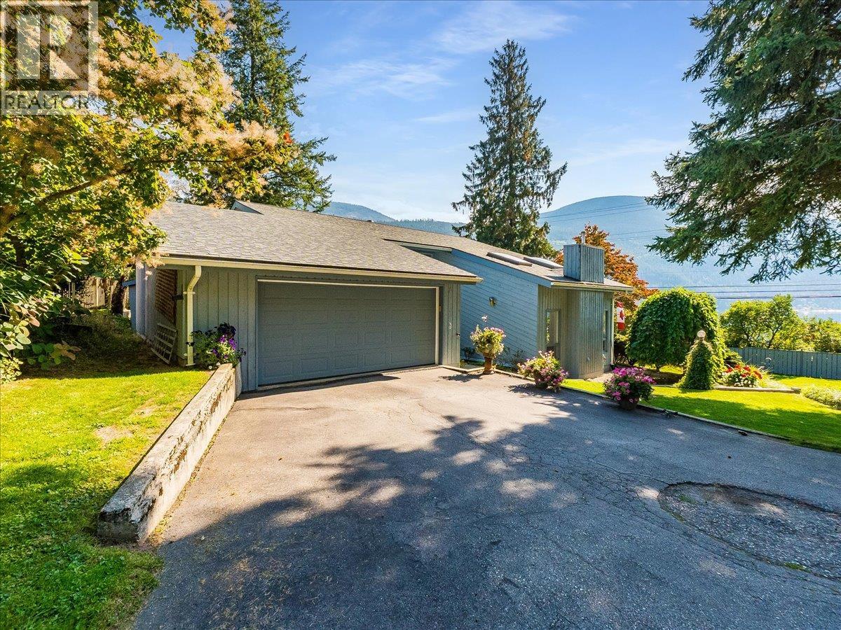 1512 Nasookin Road, Nelson, British Columbia  V1L 6J6 - Photo 8 - 10401928