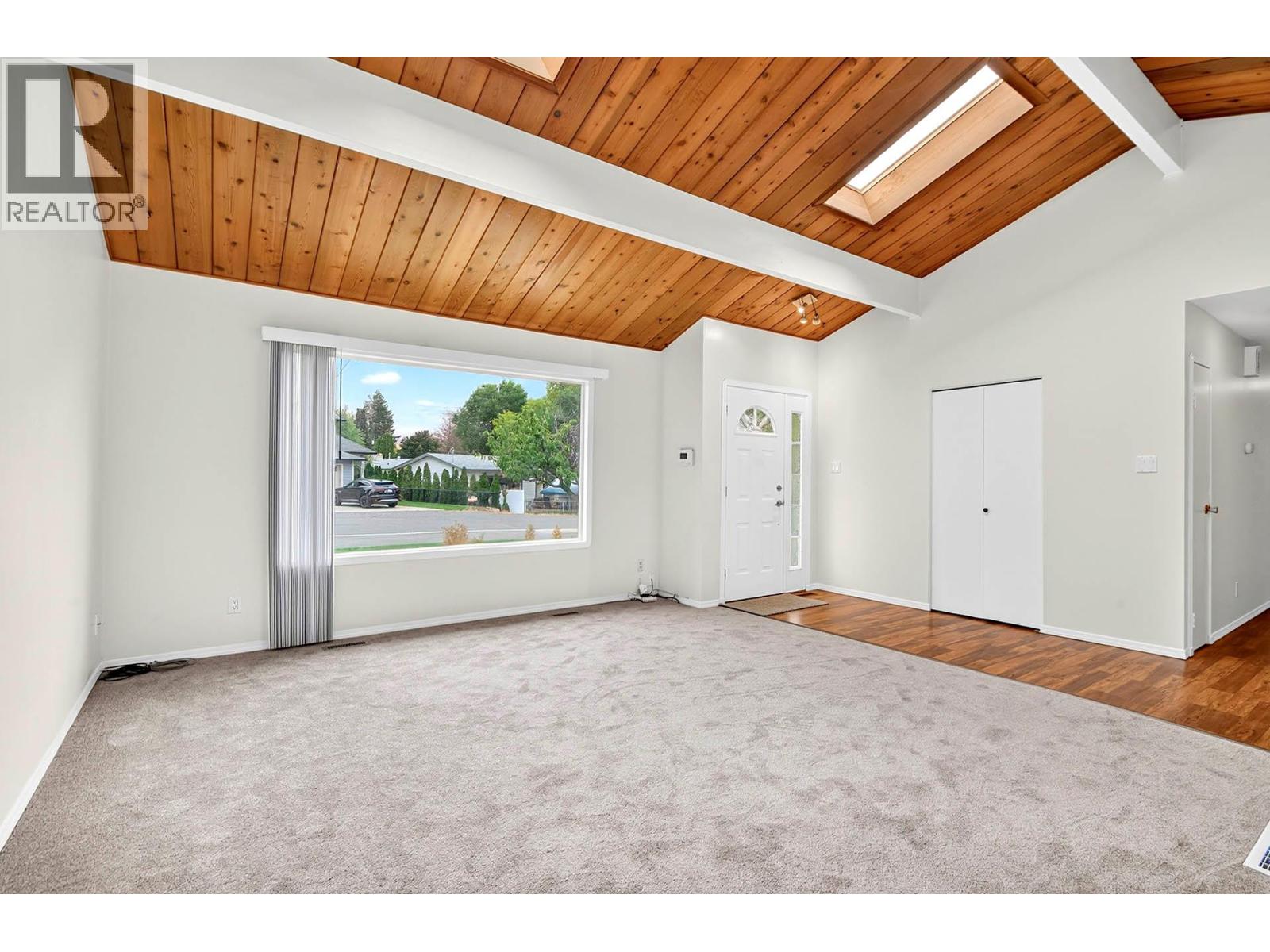 3564 Bank Road, Kamloops, British Columbia  V2B 7A6 - Photo 13 - 10401666