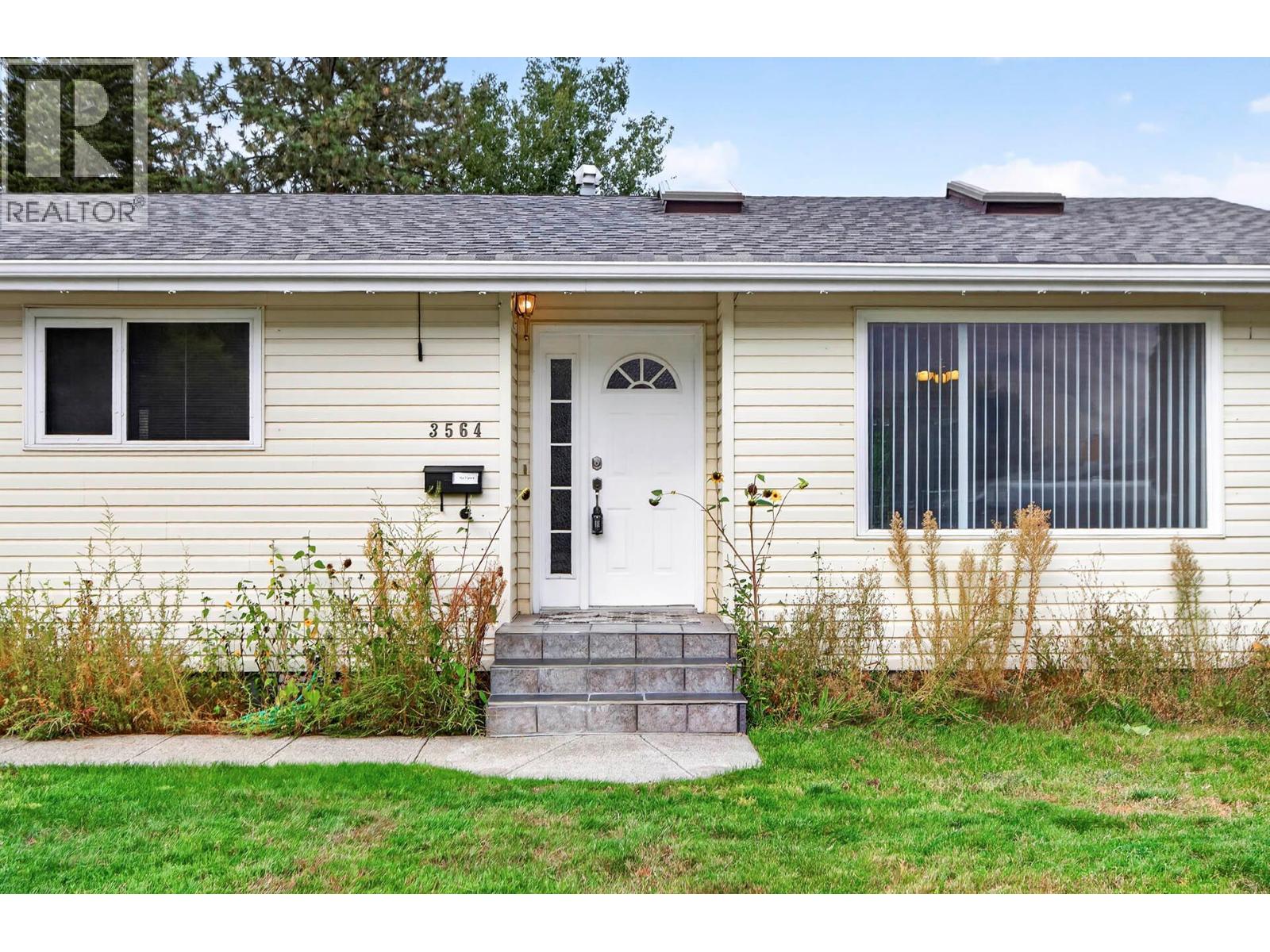 3564 Bank Road, Kamloops, British Columbia  V2B 7A6 - Photo 2 - 10401666