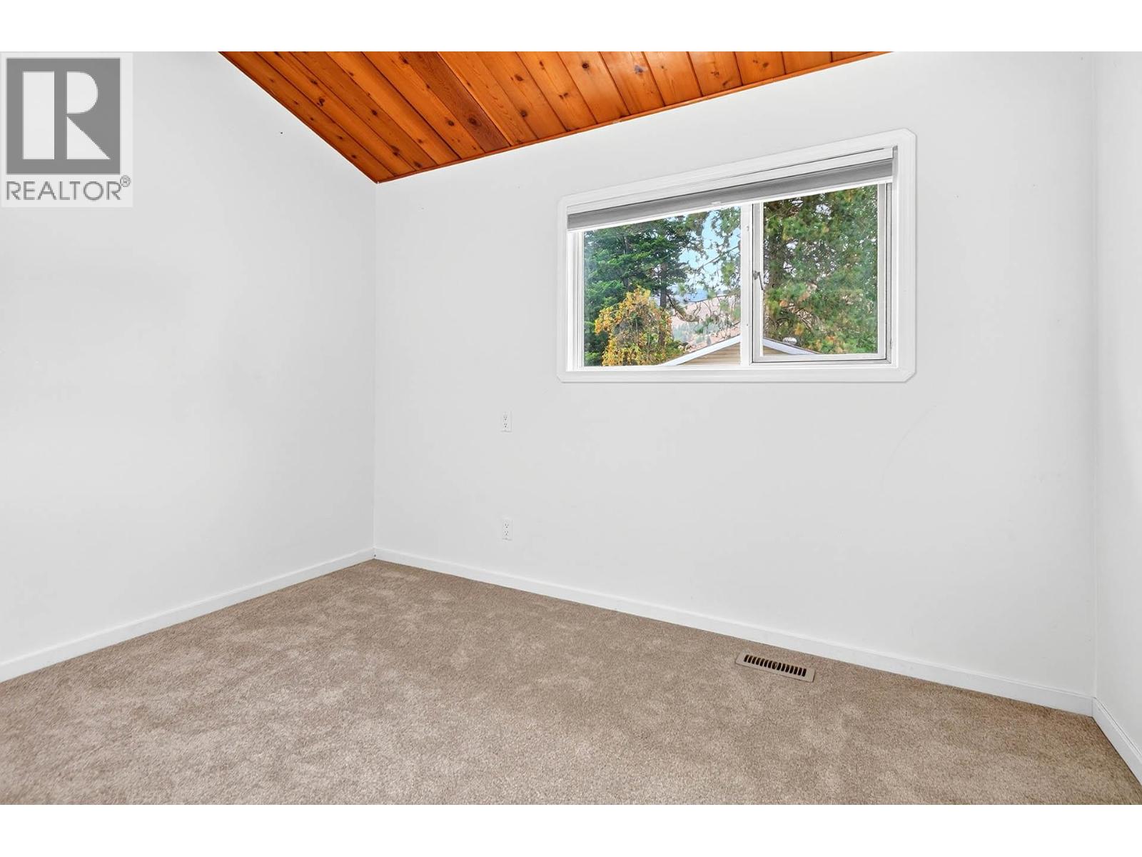 3564 Bank Road, Kamloops, British Columbia  V2B 7A6 - Photo 22 - 10401666