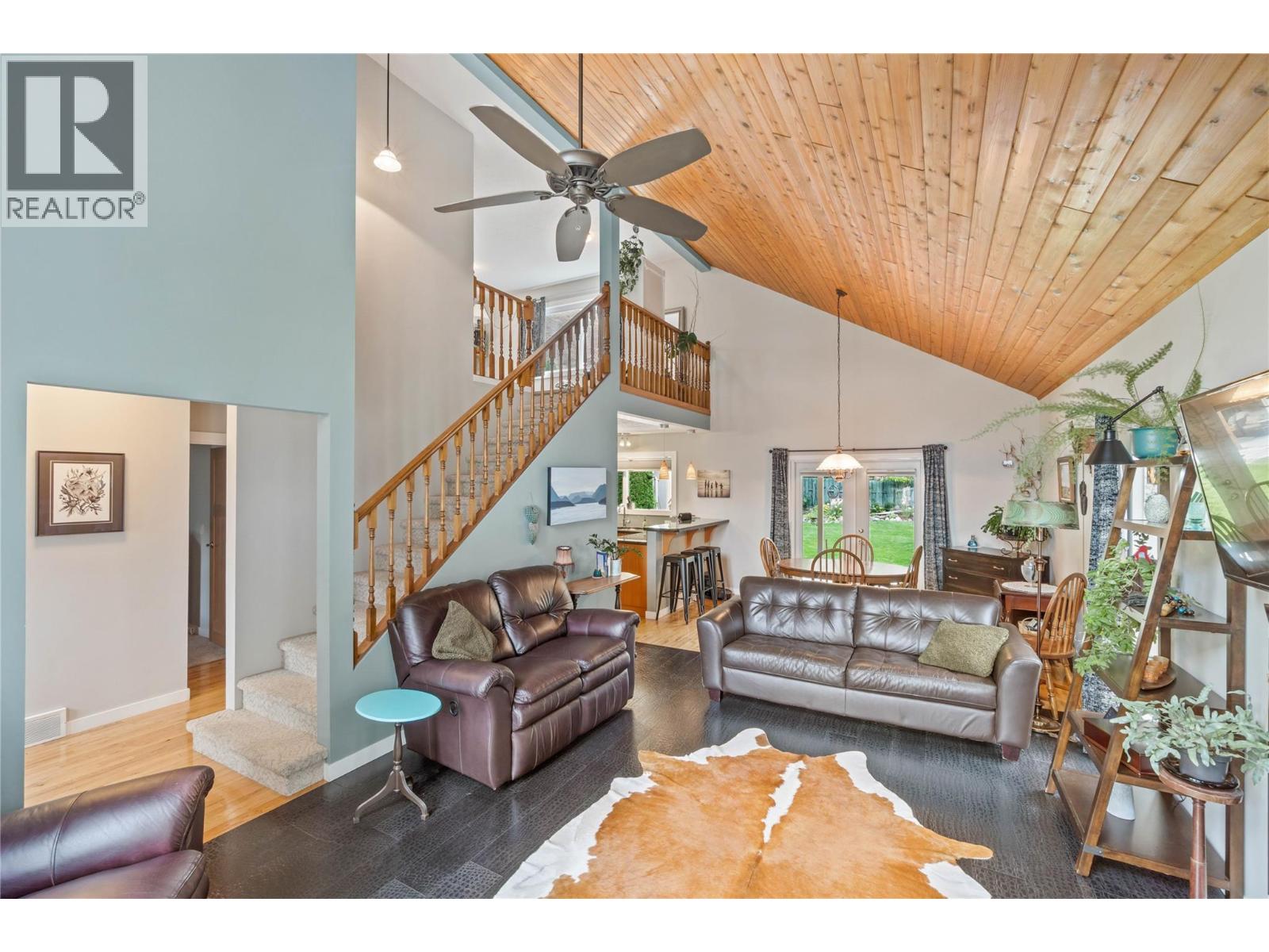 2653 Sunset Drive, Kamloops, British Columbia  V2C 4K4 - Photo 3 - 10401754