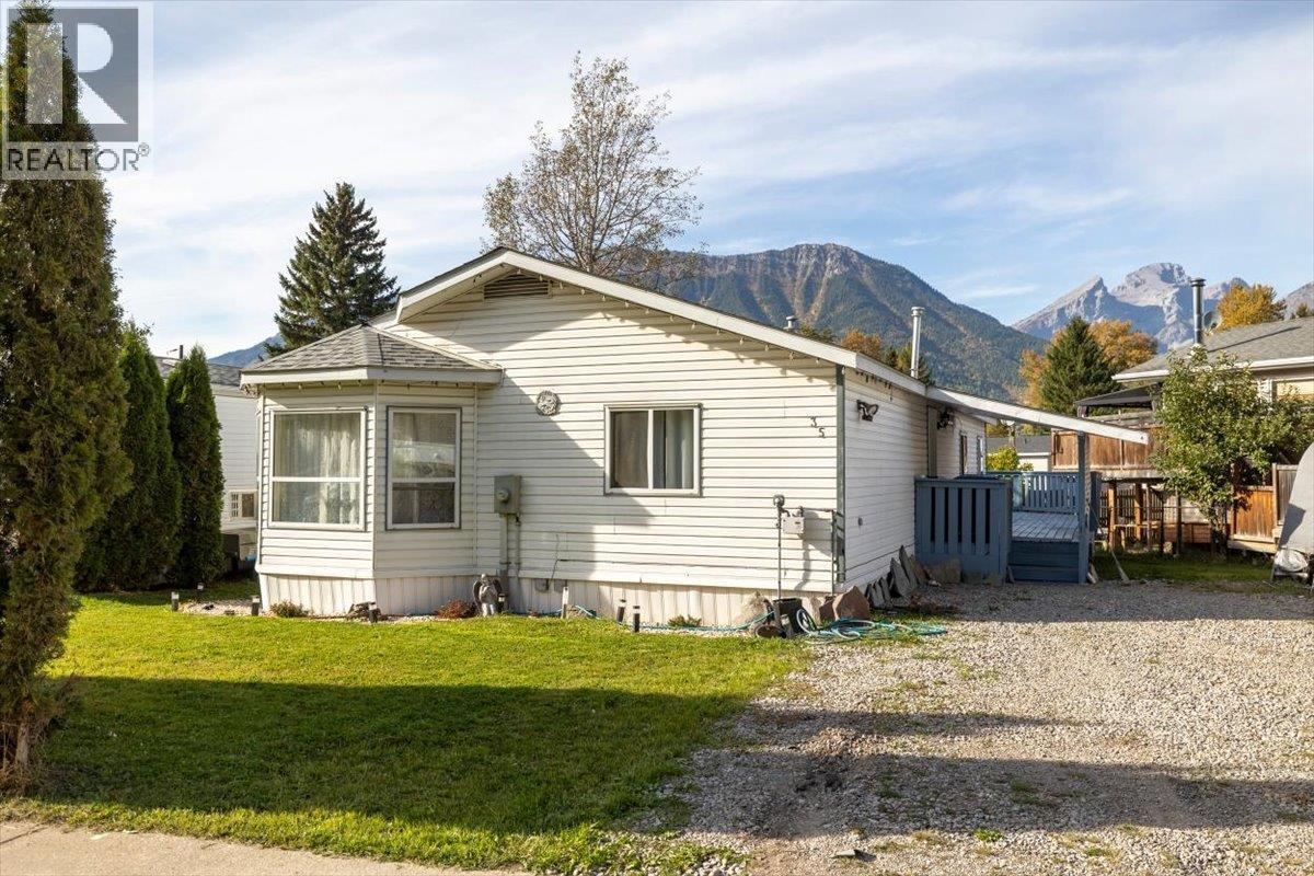 35 Slalom Drive, Fernie, British Columbia  V0B 1M4 - Photo 6 - 10401540
