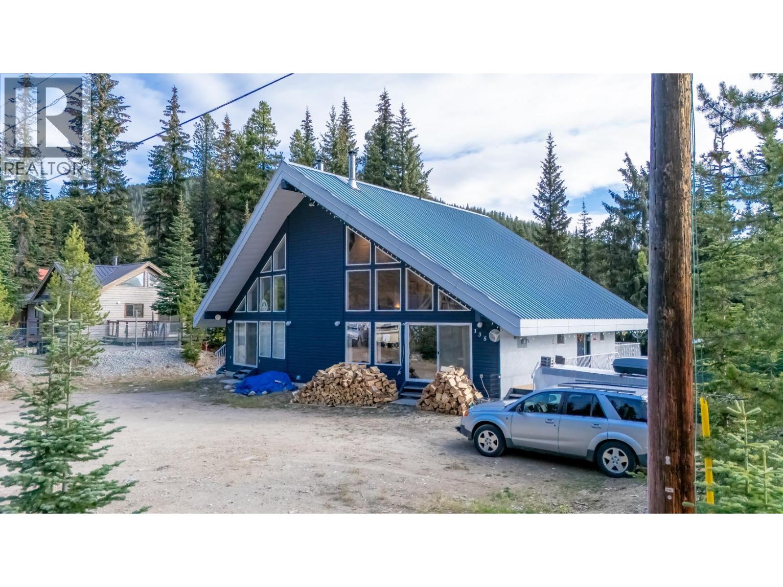 137 Whitetail Road Unit# 1, Apex Mountain, British Columbia  V0X 1K0 - Photo 1 - 10401975