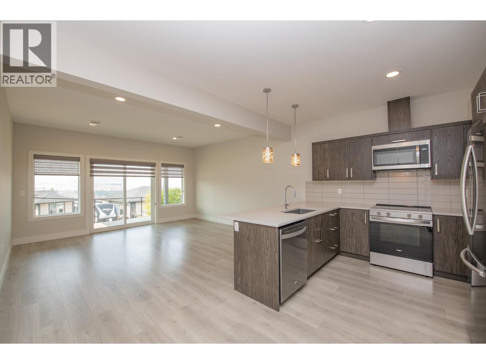 933 Mt Robson Place Unit# 97, Vernon, British Columbia  V1B 4G4 - Photo 2 - 10399119