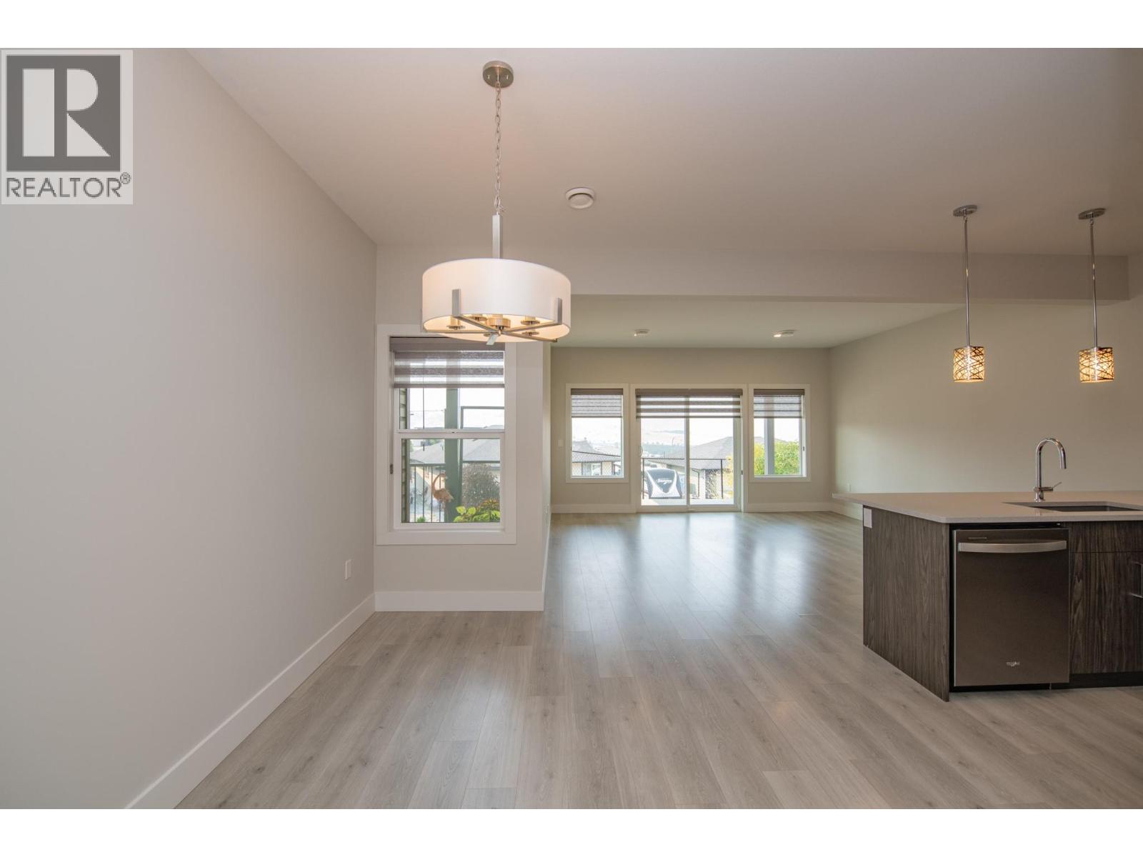 933 Mt Robson Place Unit# 97, Vernon, British Columbia  V1B 4G4 - Photo 5 - 10399119