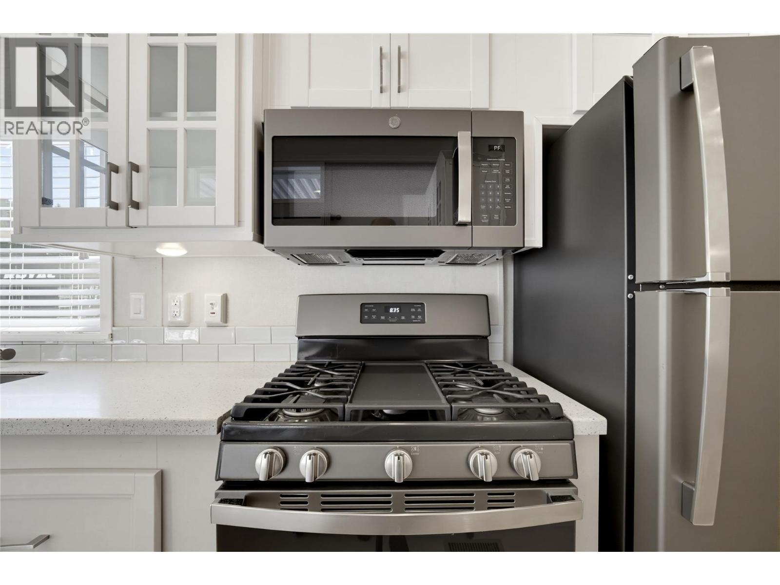 1383 Silver Sands Road Unit# 68, Sicamous, British Columbia  V0E 2V4 - Photo 20 - 10401388