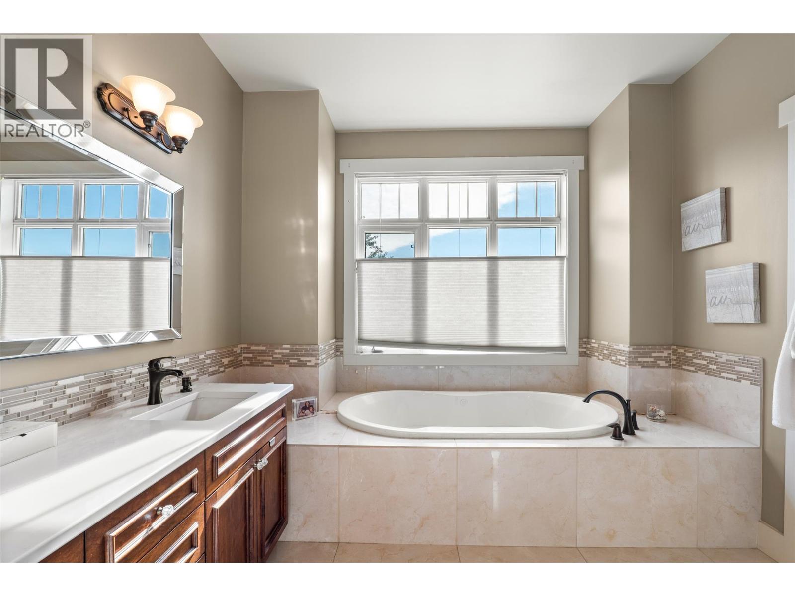 518 Trillium Lane, Kamloops, British Columbia  V2H 1R8 - Photo 37 - 10401938