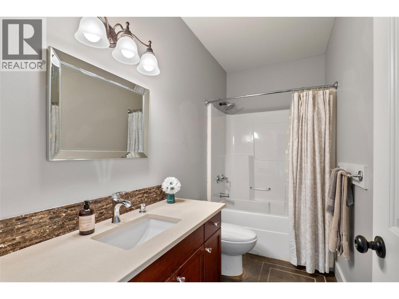 518 Trillium Lane, Kamloops, British Columbia  V2H 1R8 - Photo 61 - 10401938