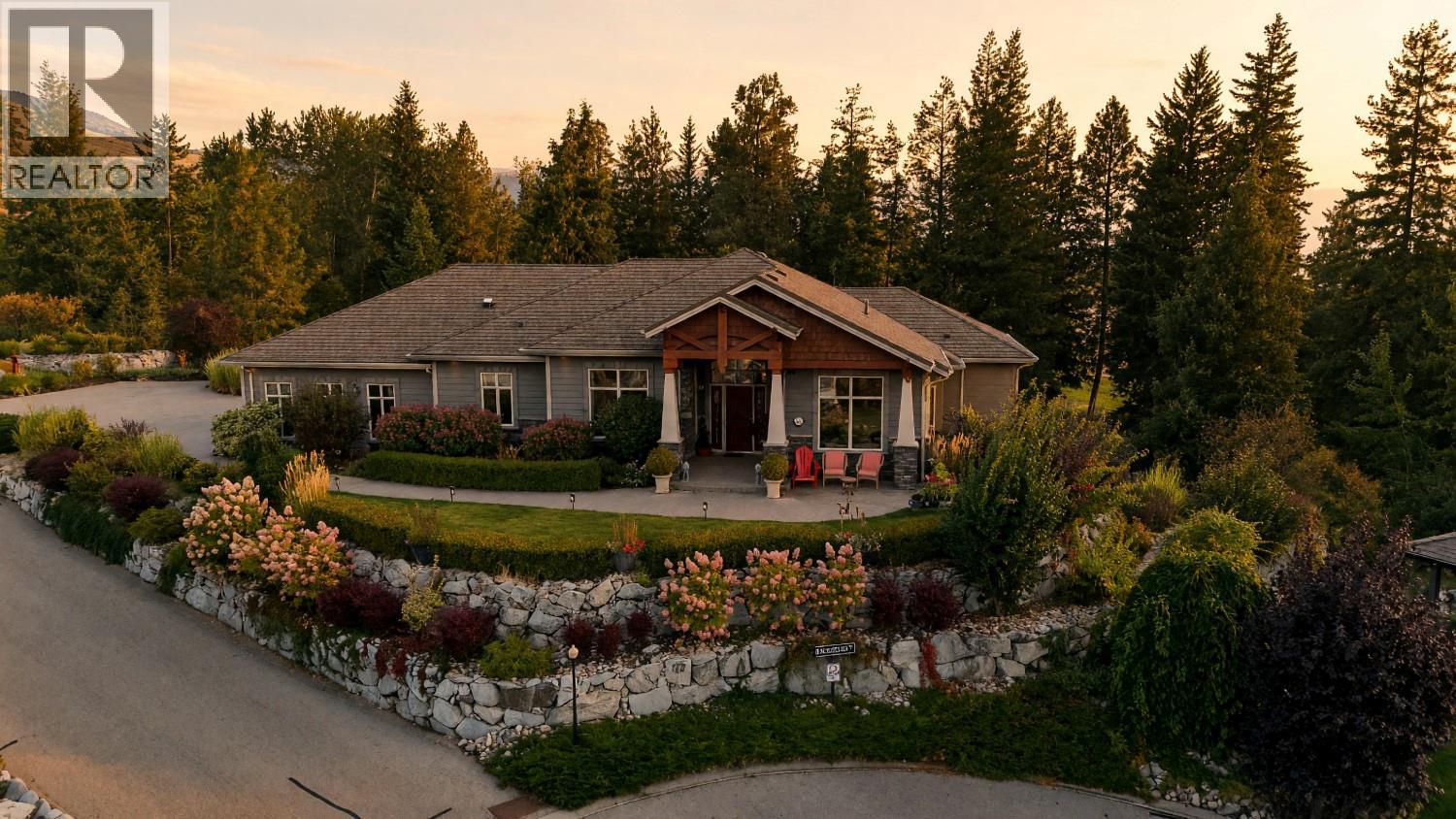 3420 Camelback Drive, Kelowna, British Columbia  V1X 8A8 - Photo 2 - 10401192