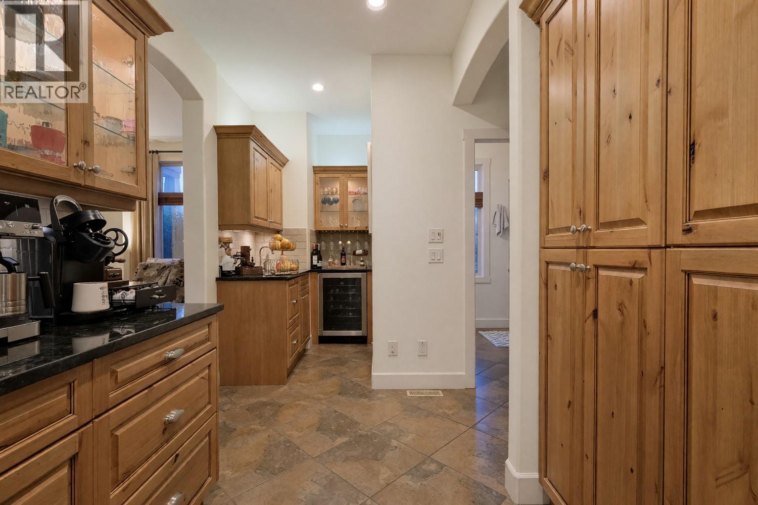 3420 Camelback Drive, Kelowna, British Columbia  V1X 8A8 - Photo 41 - 10401192